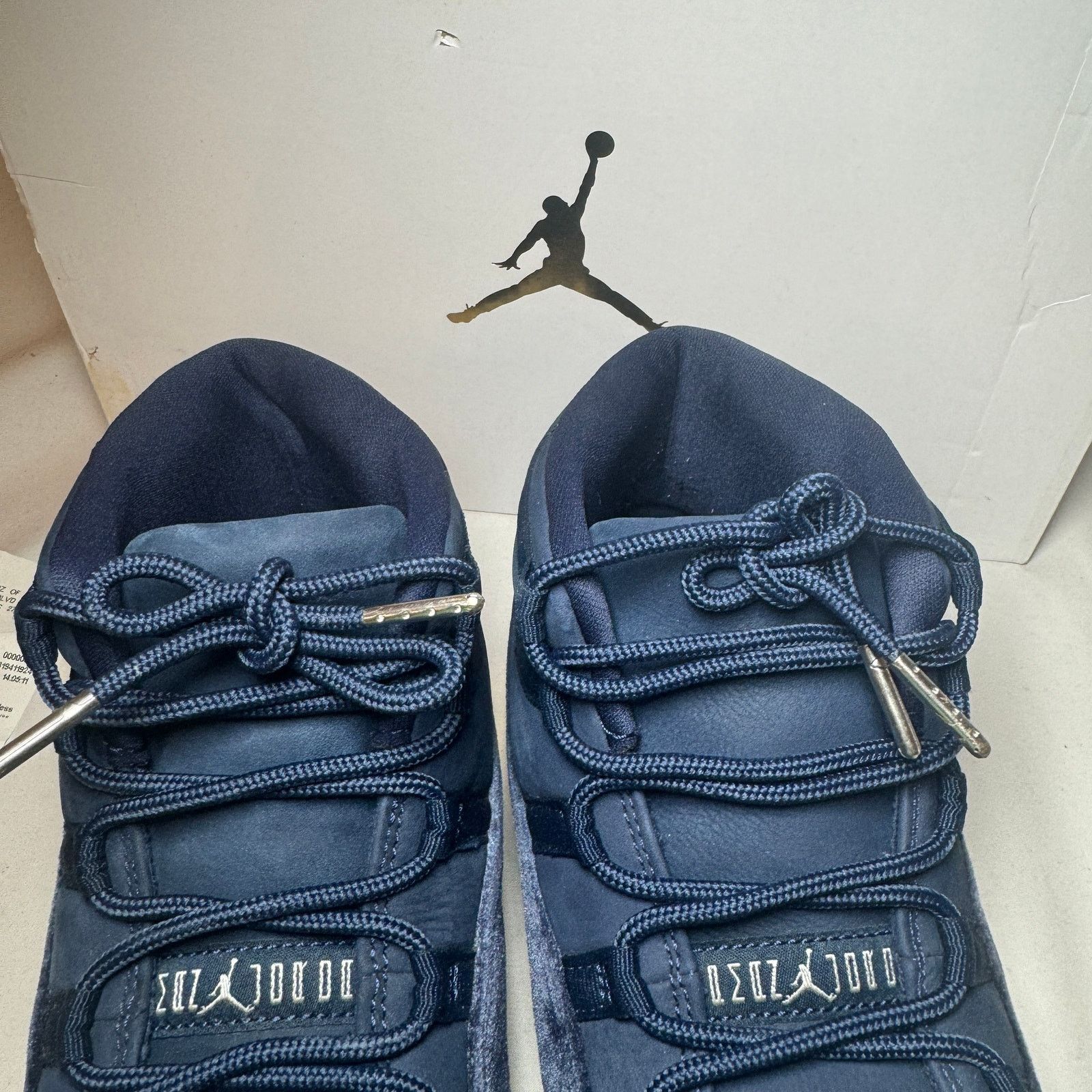 Jordan Brand × Nike Size 11 - Wmns Air Jordan 11 Retro Midnight Navy Velvet Size US 11 / IT 41 - 5 Thumbnail
