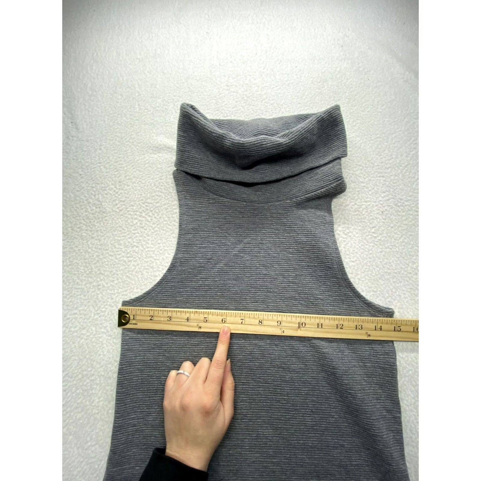 Banana Republic VINTAGE Banana Republic Gray Sleeveless Turtleneck Dress XS Women Midi Knee Length Ribbed Zippers Bodycon Size XS / US 0-2 / IT 36-38 - 6 Thumbnail