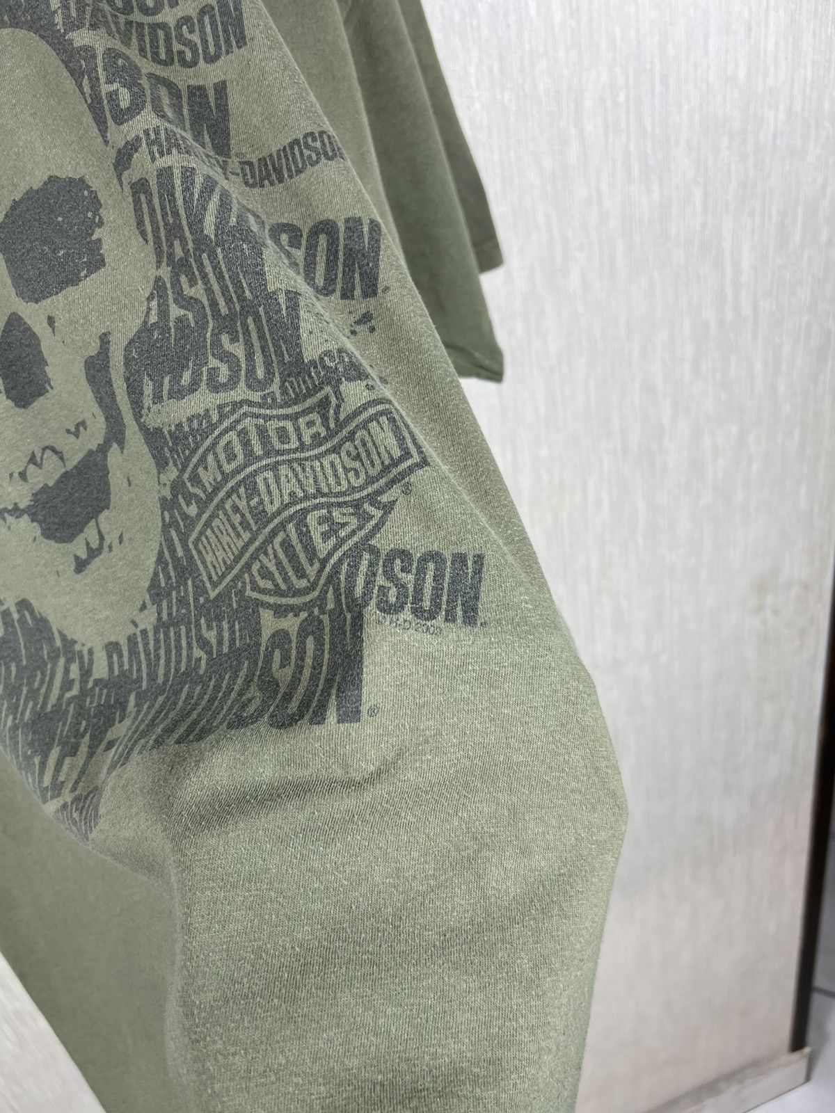 Harley Davidson Vintage Harley-Davidson 2009 skull logo bravado t-shirt tee Size US L / EU 52-54 / 3 - 5 Thumbnail