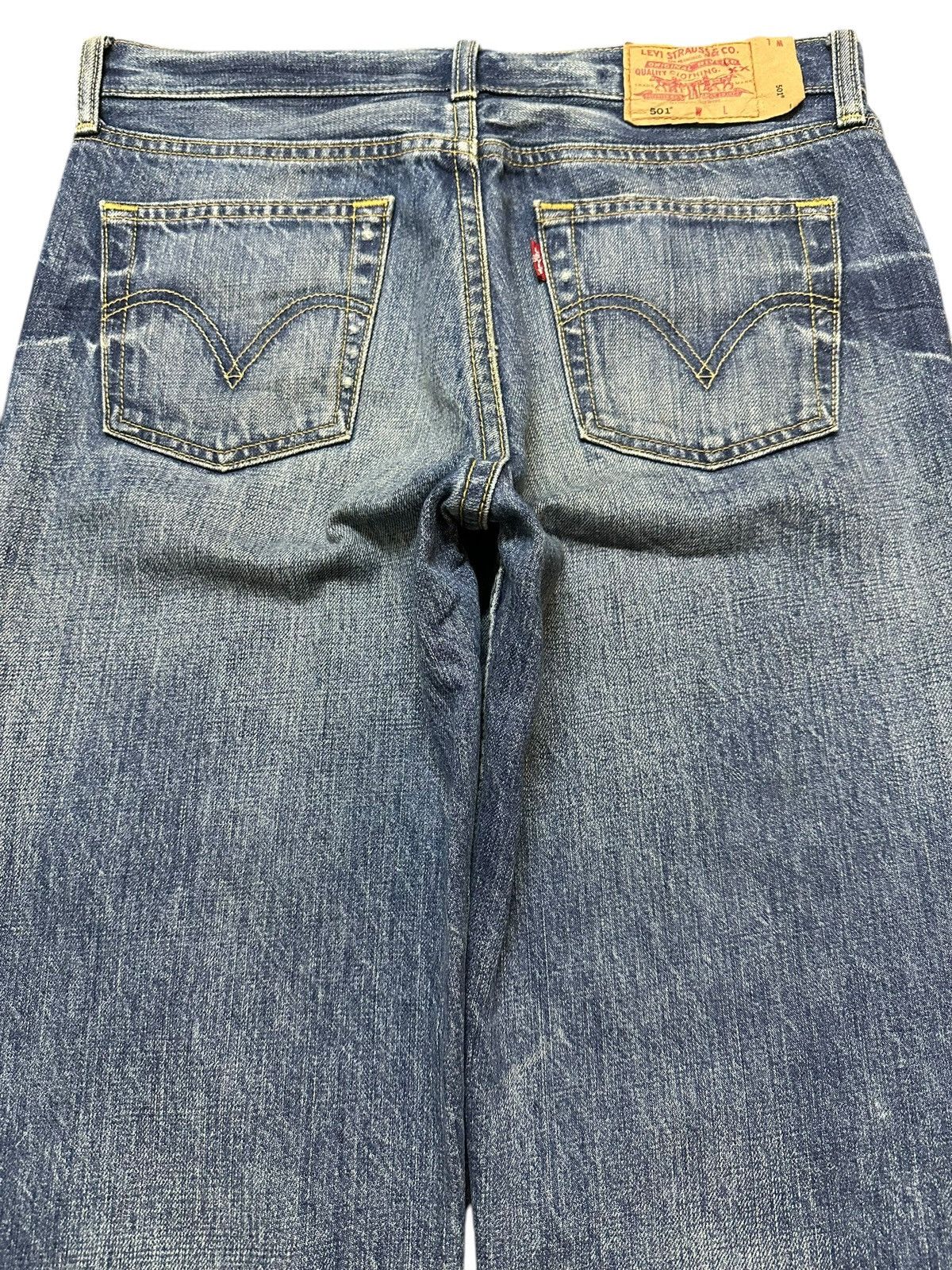 Levi's Vintage Levis 501 Classic Faded Wash Style Distress Jeans Size US 30 / EU 46 - 5 Thumbnail