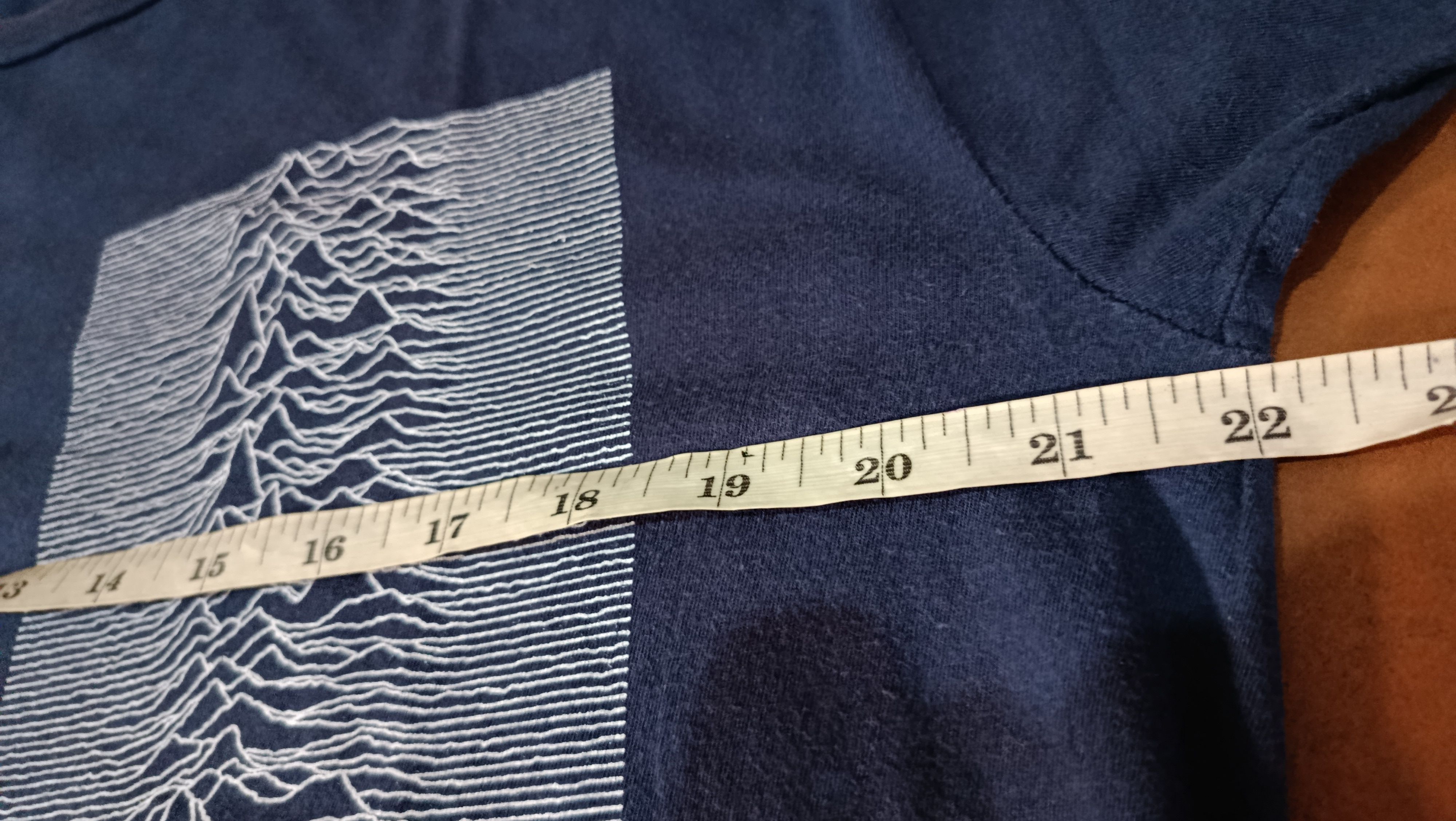 Band Tees Vtg Y2K Joy Division Unknown Pleasure Cover Album Song List Size US L / EU 52-54 / 3 - 7 Thumbnail