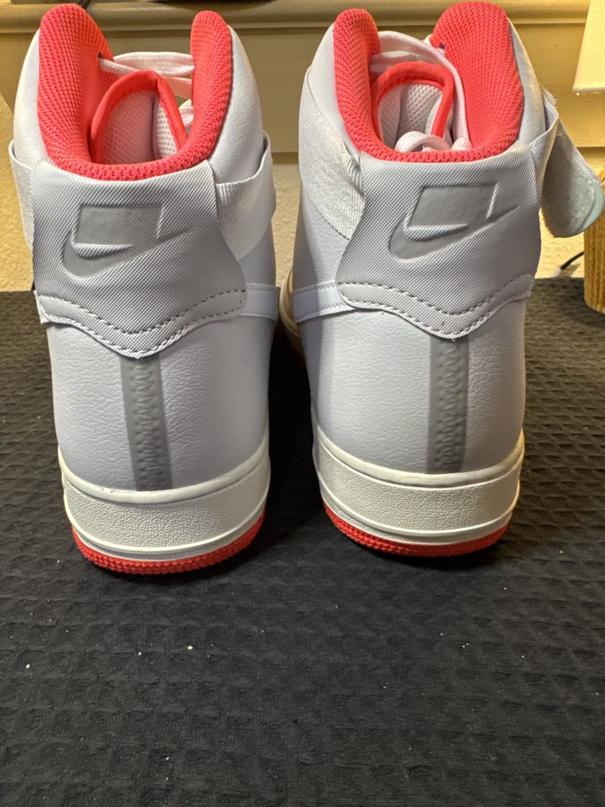 Nike Nike Air Force 1 High ‘07 LV8 1 Size US 13 / EU 46 - 4 Thumbnail