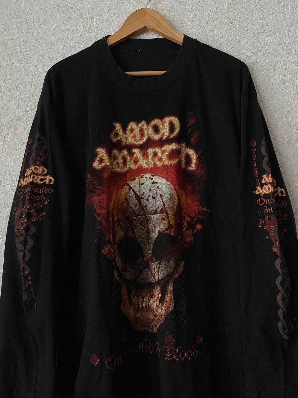 Band Tees Vintage Amon Amarth Rock Band Tour Longsleeve Tee 90s faded Size US XL / EU 56 / 4 - 4 Thumbnail
