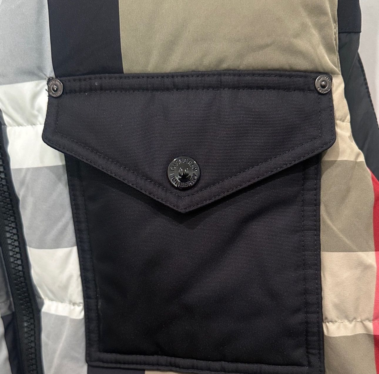 Burberry Burberry Plaid Vest Size US L / EU 52-54 / 3 - 6 Thumbnail