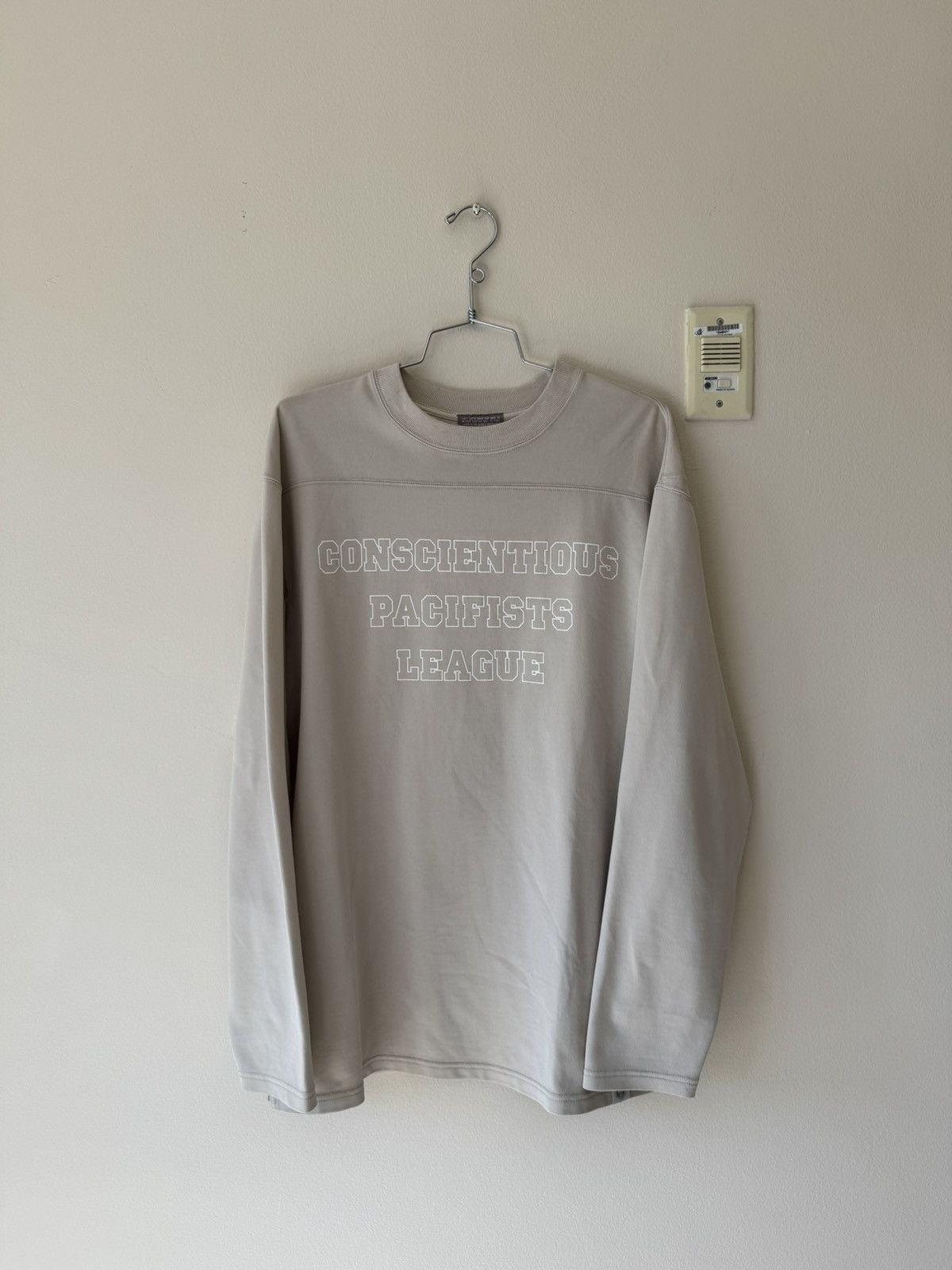 General Research 2000 General Research Conscientious Pacifists League L/S Size US L / EU 52-54 / 3 - 1 Thumbnail