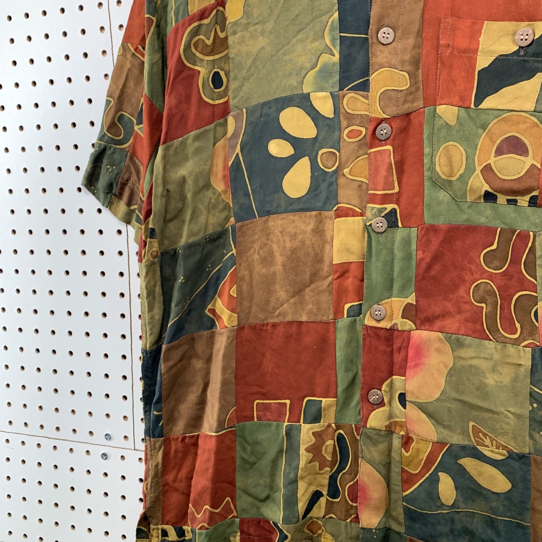 The Territory Ahead VTG Territories Ahead Rayon Button-Up Shirt Mens Medium Multicolor Casual Short Sleeve Shirt 90s Theme Mens Size US M / EU 48-50 / 2 - 7 Thumbnail
