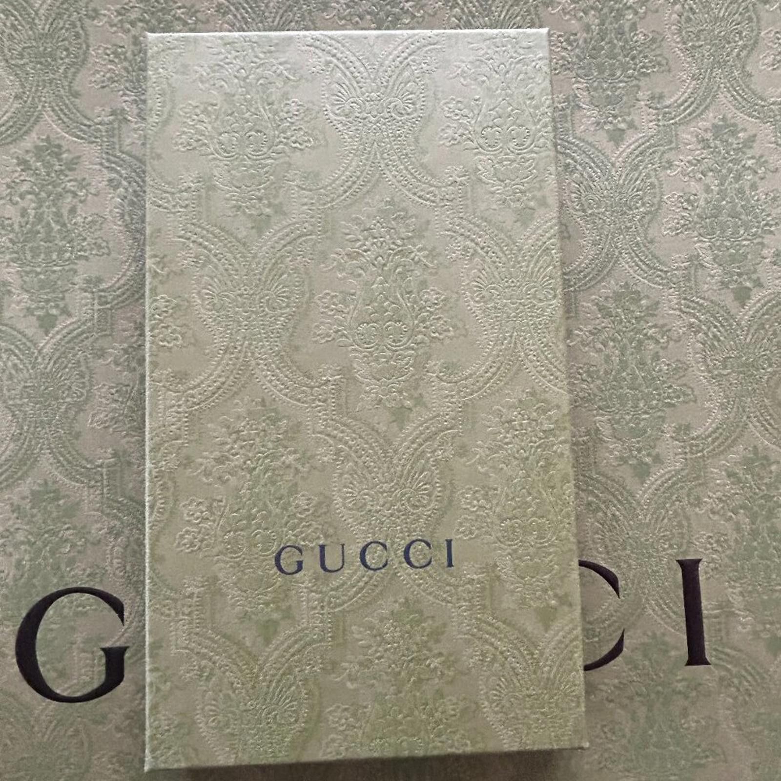 Gucci NWT GUCCI iPhone 14 plus case 753612 Size ONE SIZE - 8 Thumbnail