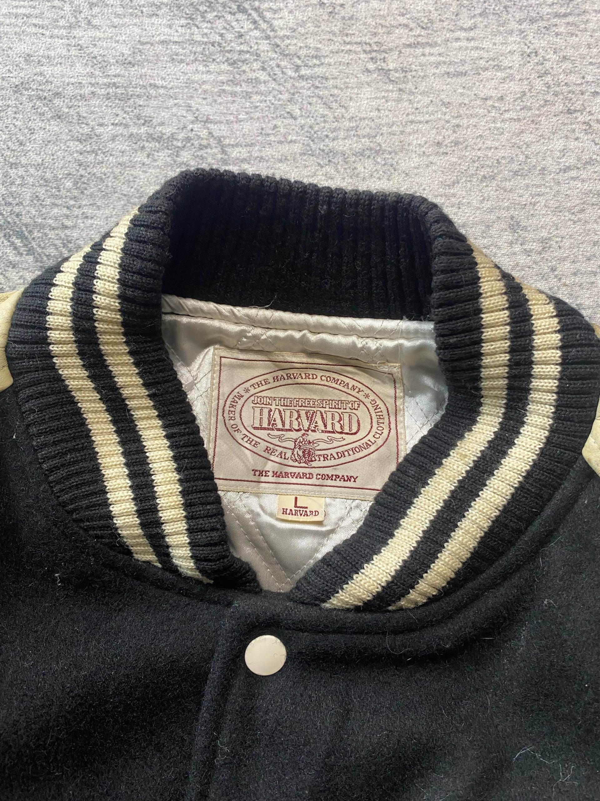 Vintage Vintage Harvard Wool Varsity Jacket Leather Sleeves Size US L / EU 52-54 / 3 - 5 Thumbnail