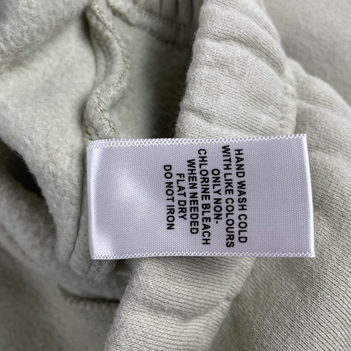 Fear of God Fear of God Essentials Fleece Shorts Size US 31 - 10 Thumbnail
