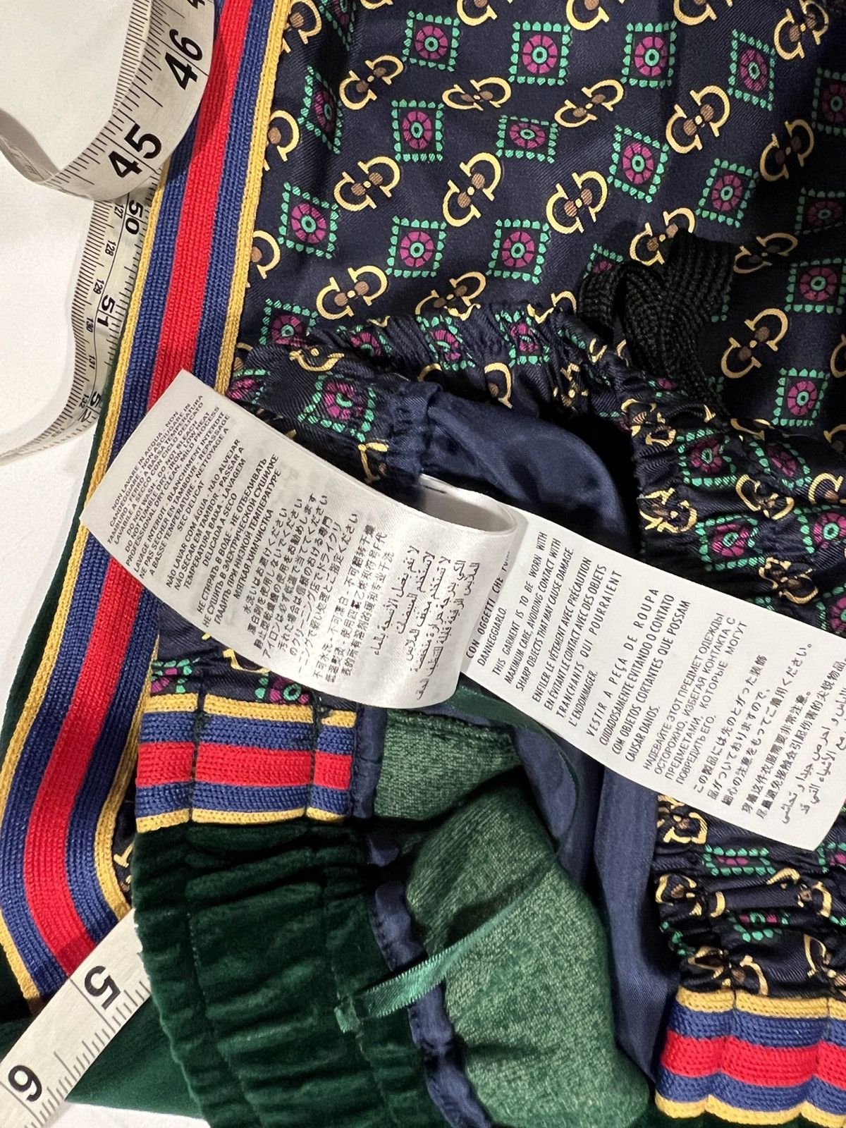 Gucci Gucci mens shorts. XS. $2100 Size US 27 - 8 Thumbnail