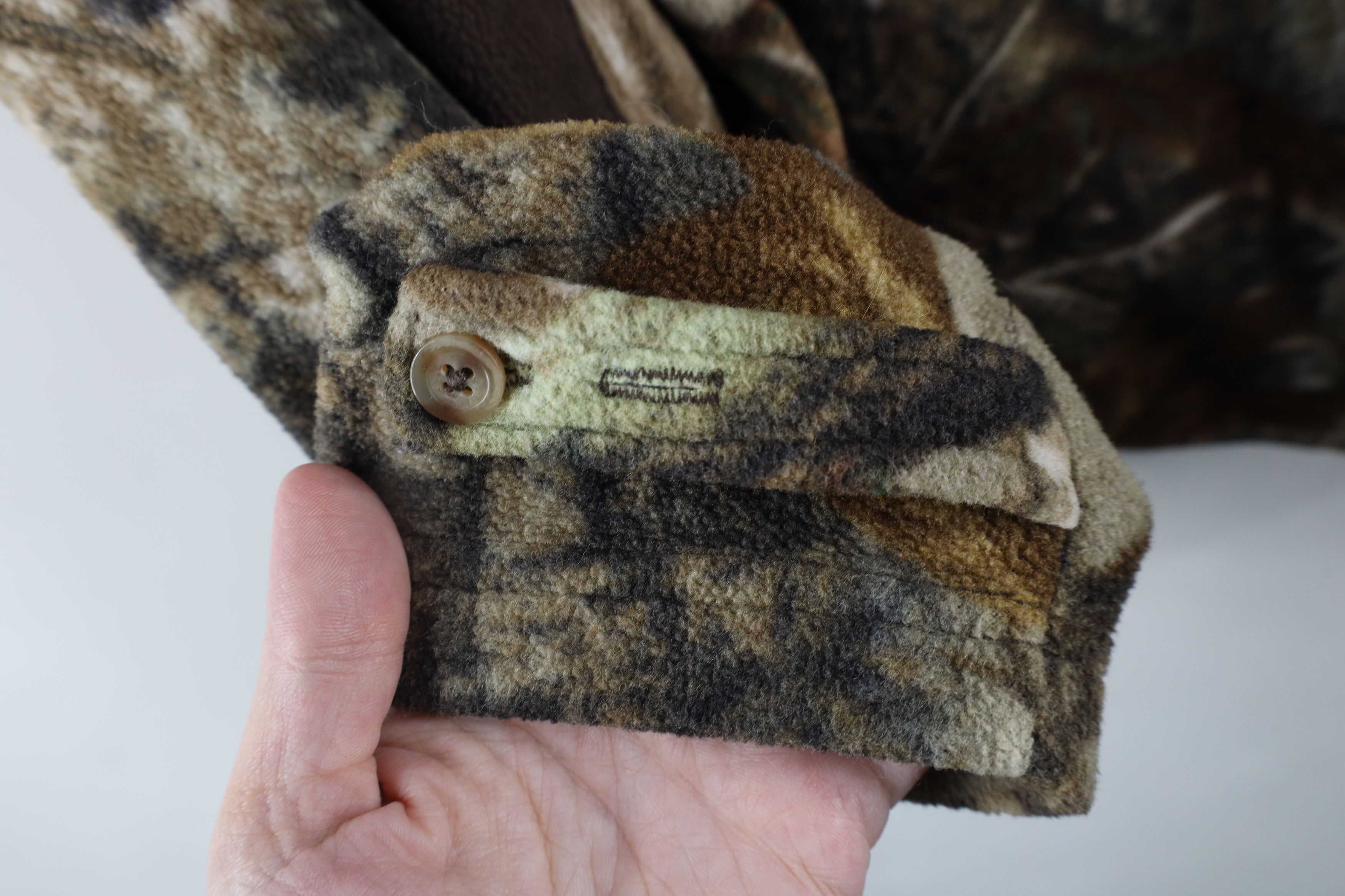 Vintage Vintage Womens Camouflage Half Zip Fleece Pullover Sweater Size L / US 10 / IT 46 - 6 Thumbnail