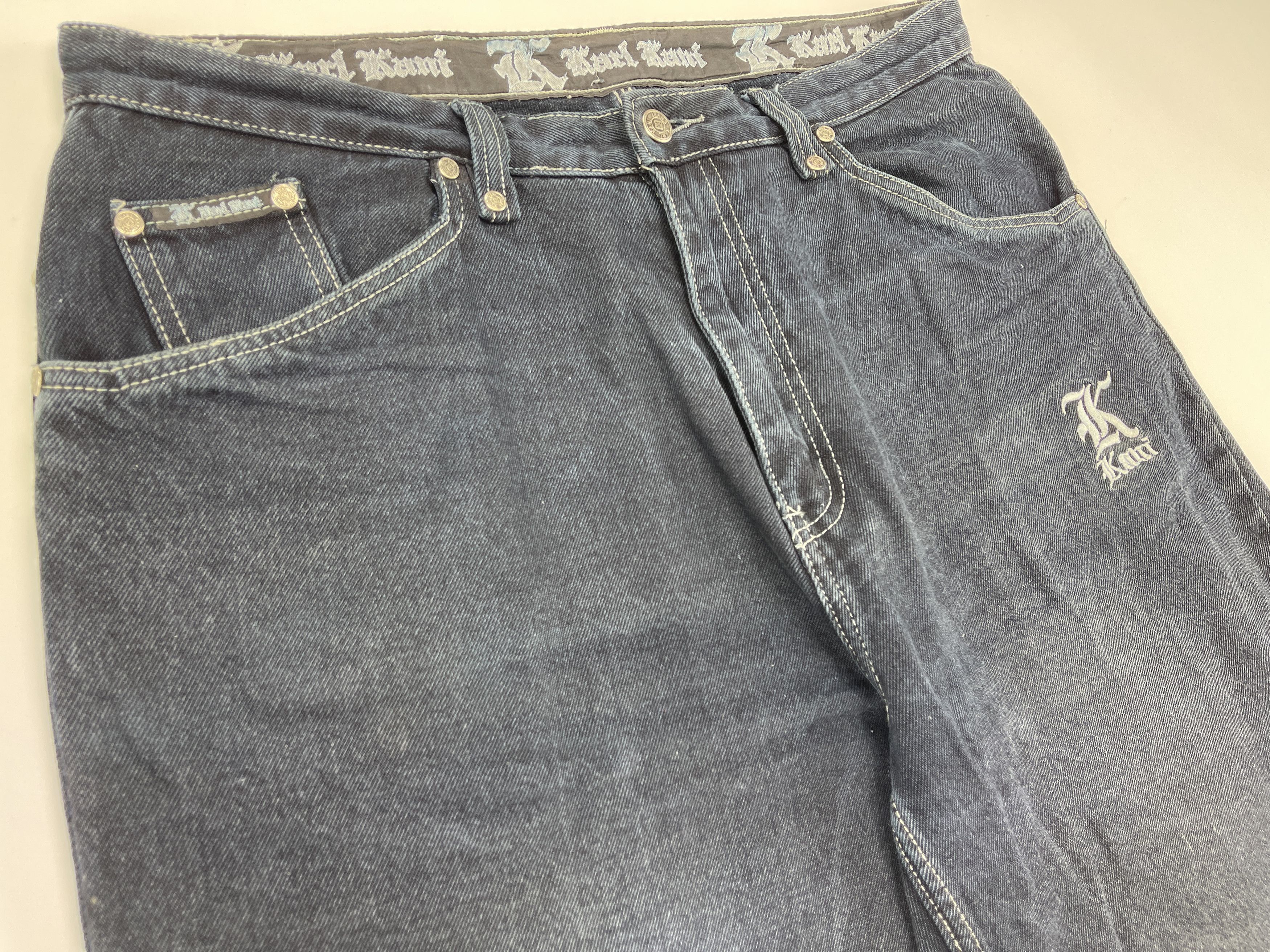 Karl Kani KARL KANI shorts, vintage hip hop baggy jeans, 90s size W 36 Size US 36 / EU 52 - 11 Thumbnail