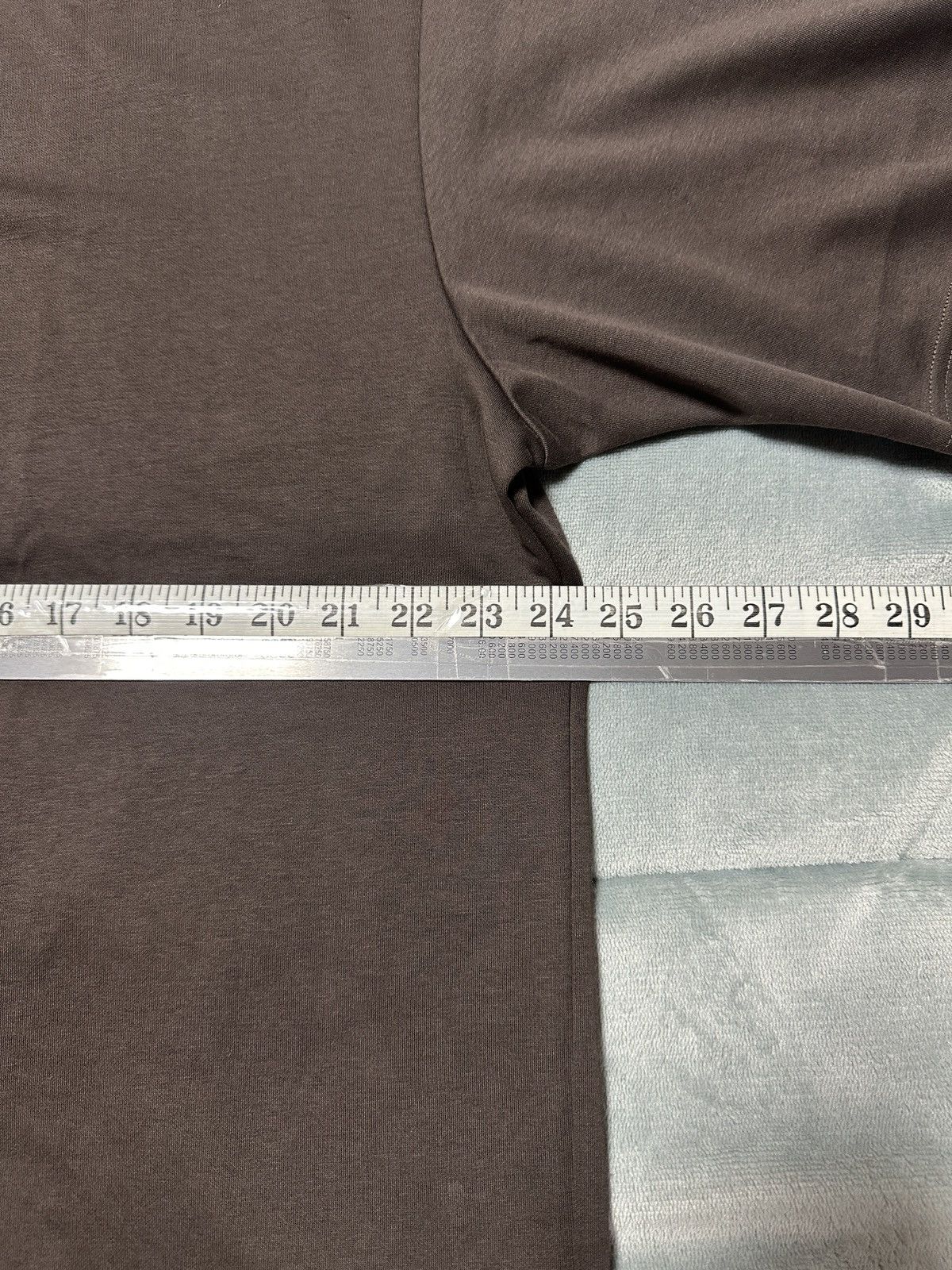 Uniqlo Uniqlo AIRism 2XL Brown T-Shirt Sleeve Light Weight NWT Size US XXL / EU 58 / 5 - 4 Thumbnail