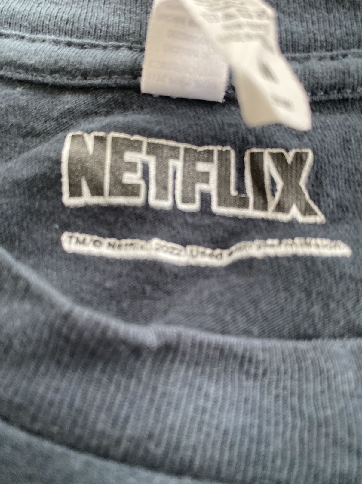Expert Horror NETFLIX THE BABYSITTER TEE Size US M / EU 48-50 / 2 - 3 Thumbnail