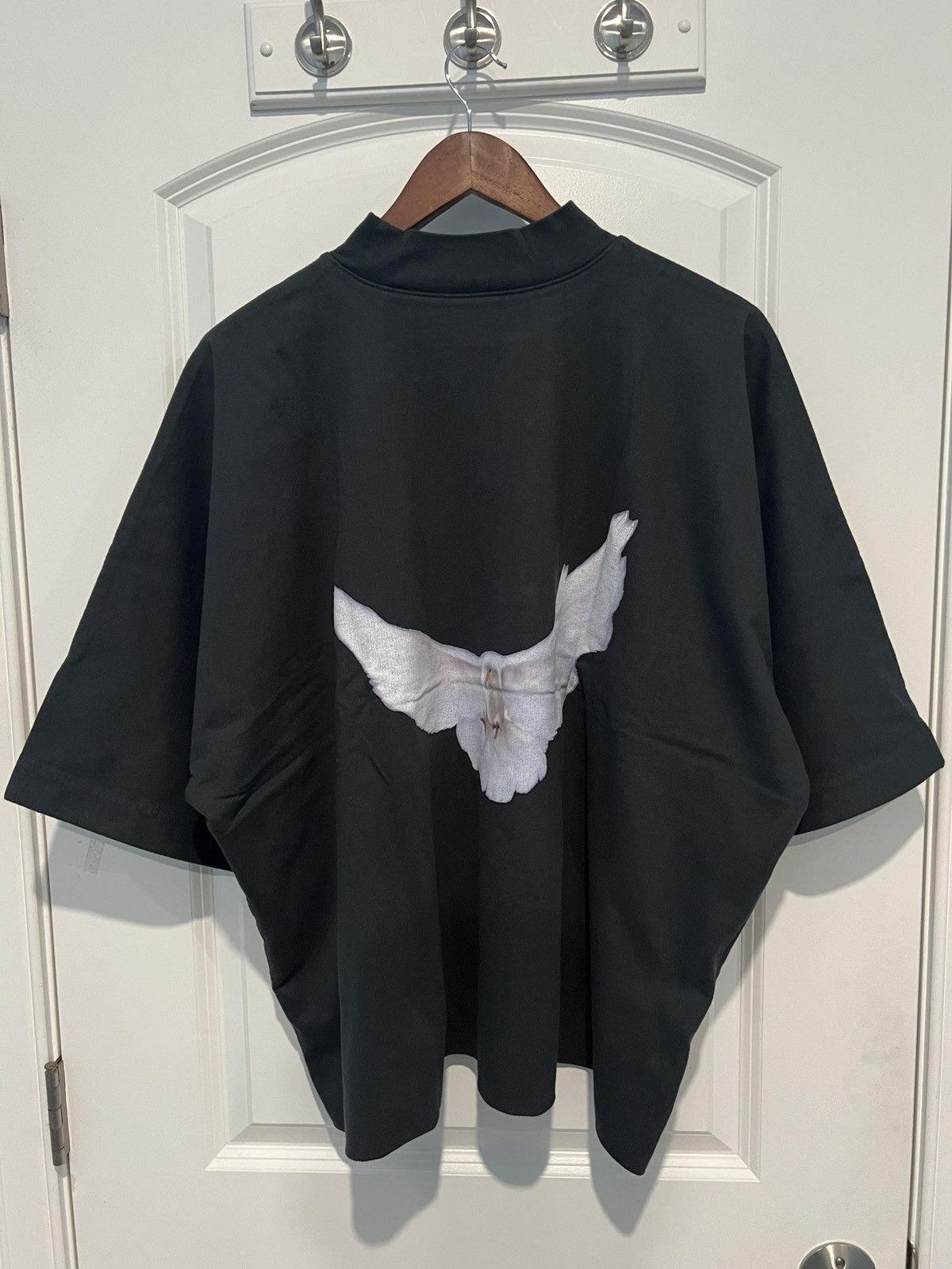 Balenciaga × Gap × Yeezy Yeezy Gap Balenciaga No Seam Crop Dove Tee Size US M / EU 48-50 / 2 - 2 Thumbnail