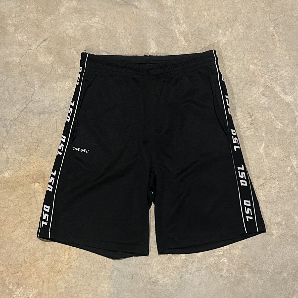Pvot Sweat Shorts (Cream)
