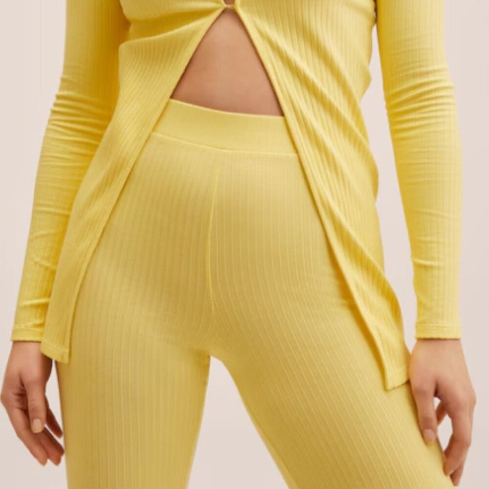 Mango Mango MNG Side Slit Knit Pants Yellow NWT Large Size 34" / US 12 / IT 48 - 4 Thumbnail