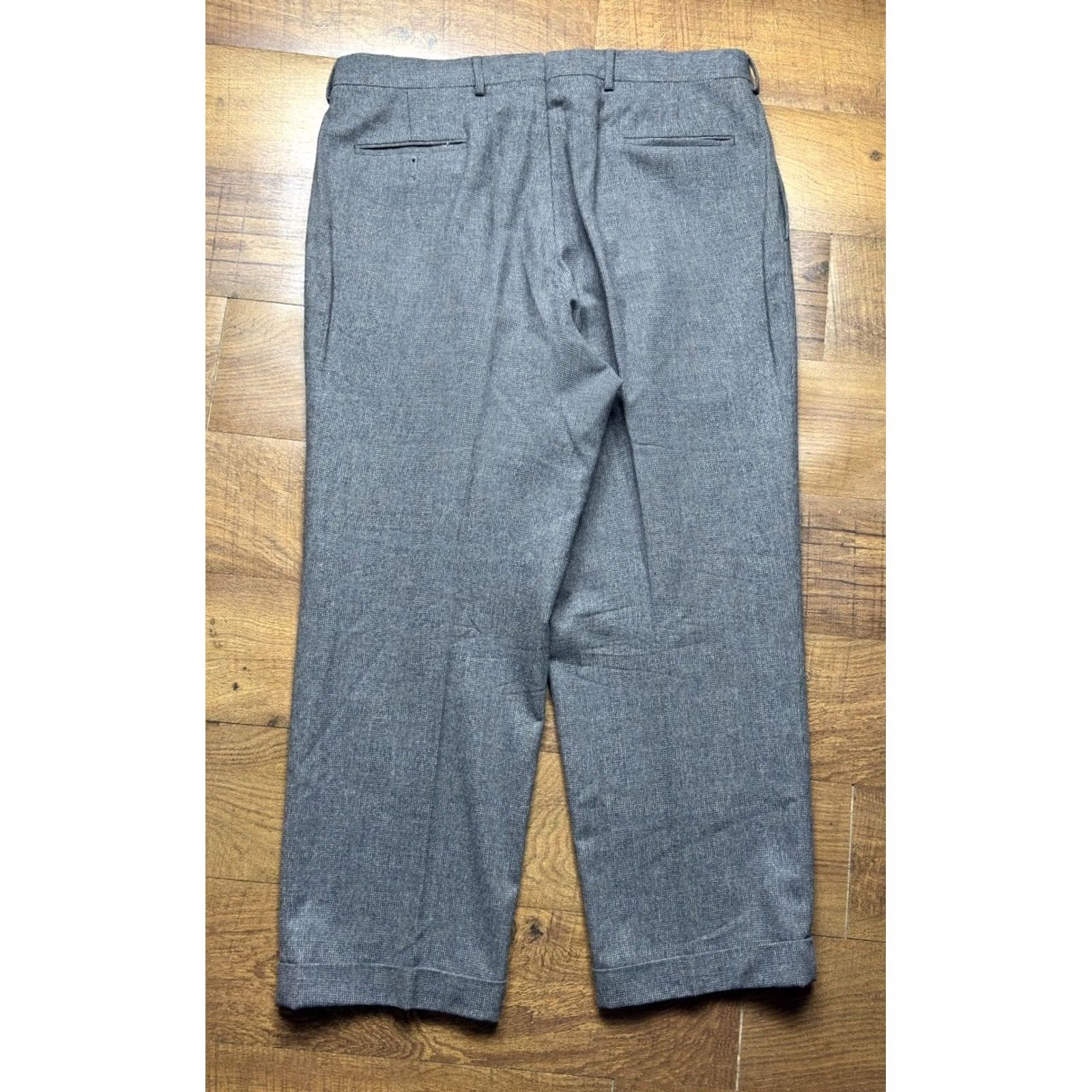 Vintage VINTAGE Corbin Pants Mens 38 Gray Wool Micro Check trousers Pleated Cuffed Men 38X28 Size US 38 / EU 54 - 6 Thumbnail