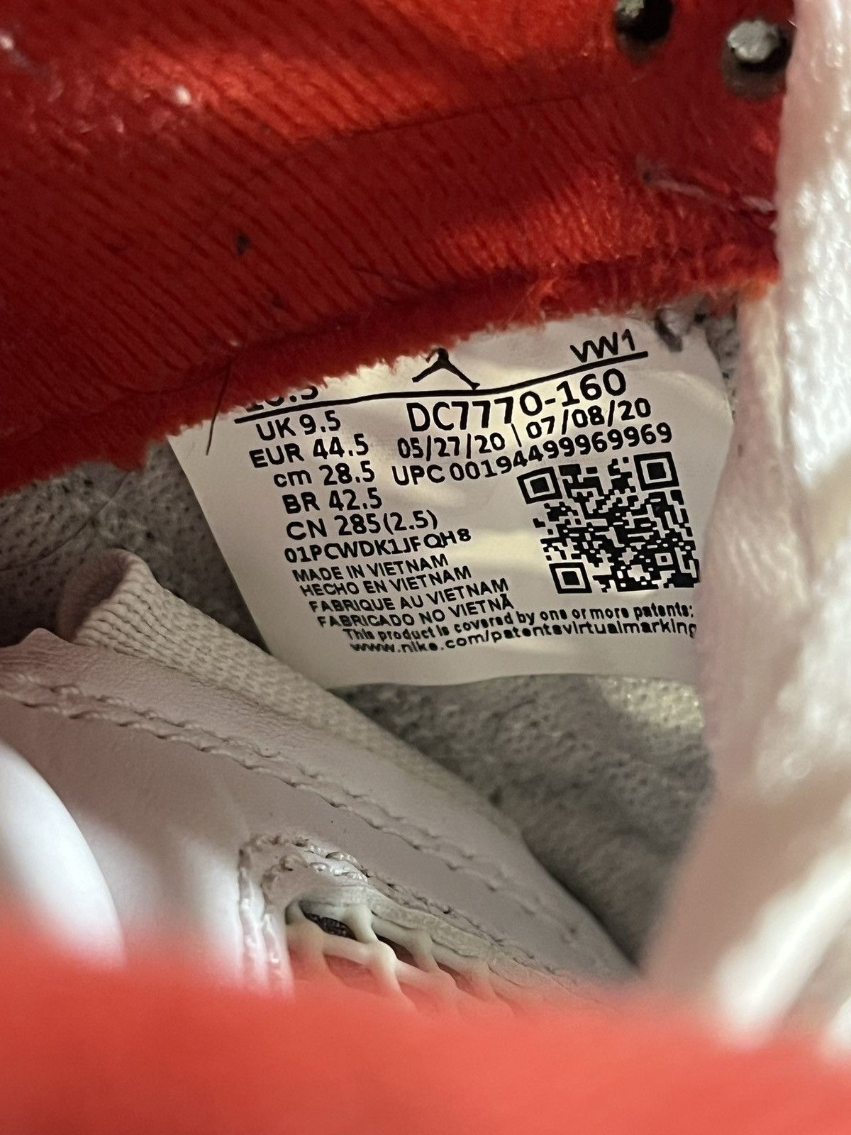 Jordan Brand air jordan 4 retro fire red size 10.5 Size US 10.5 / EU 43-44 - 10 Thumbnail