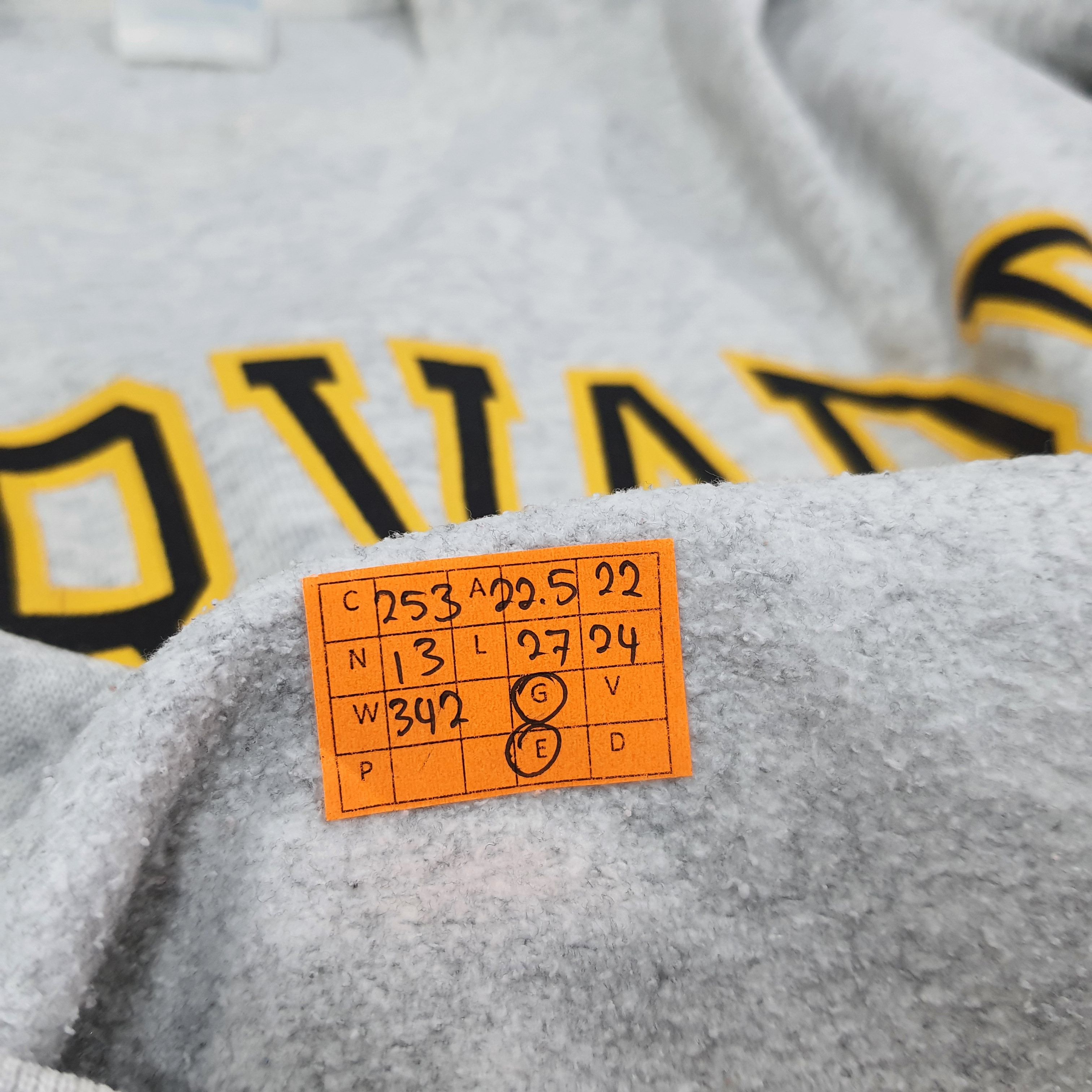 Vintage Vintage HARVARD College Sweatshirt C253N13 Size US M / EU 48-50 / 2 - 7 Thumbnail