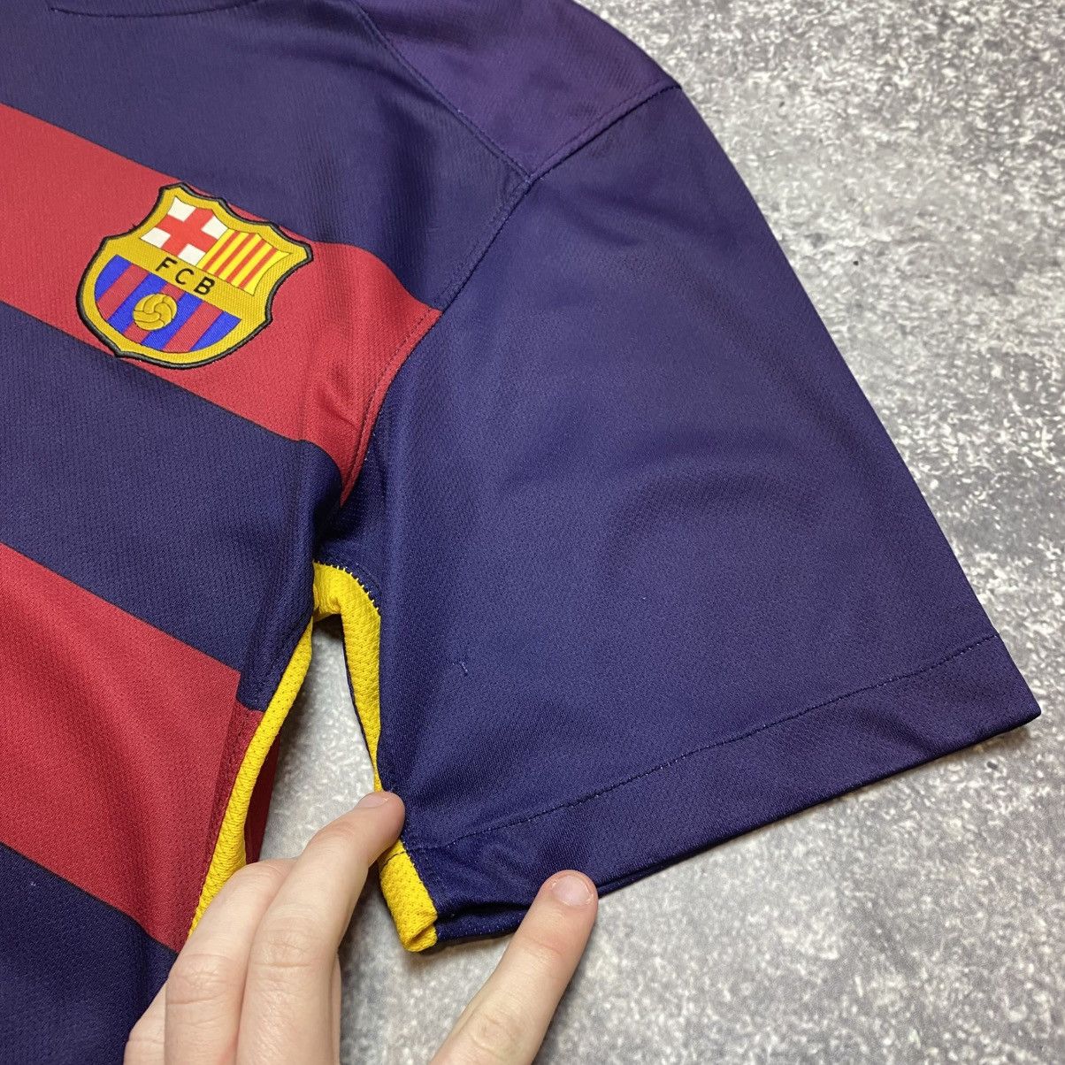 Nike Men’s Nike FC Barcelona 2015 Match Soccer jersey Size US M / EU 48-50 / 2 - 7 Thumbnail