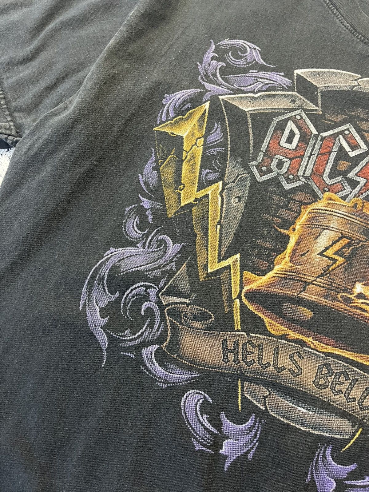 AC/DC Vintage Rare AC/DC Hells Bells Rock Band T Shirt Size US XL / EU 56 / 4 - 10 Thumbnail