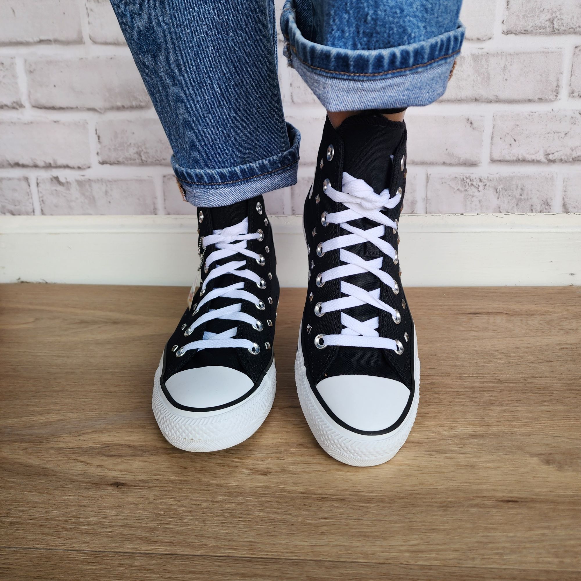 Converse ⭐Converse Chuck Taylor Bows & Studs 12 Womens Shoes Sneakers Size US 12 / IT 42 - 10 Thumbnail