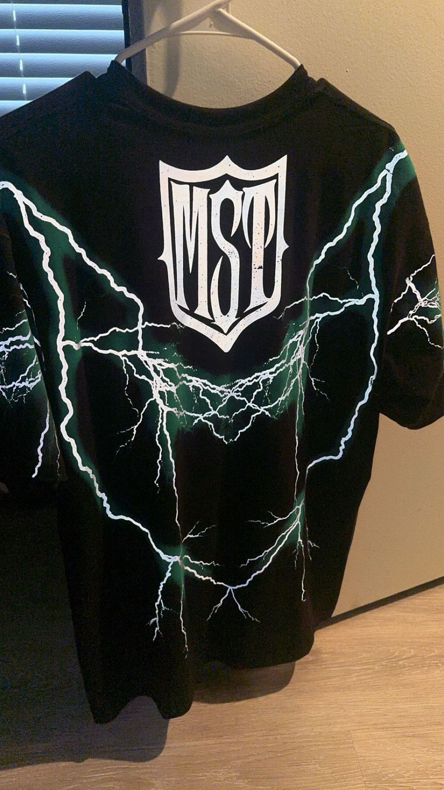 Missing Since Thursday Og lightning tee Size US M / EU 48-50 / 2 - 2 Thumbnail