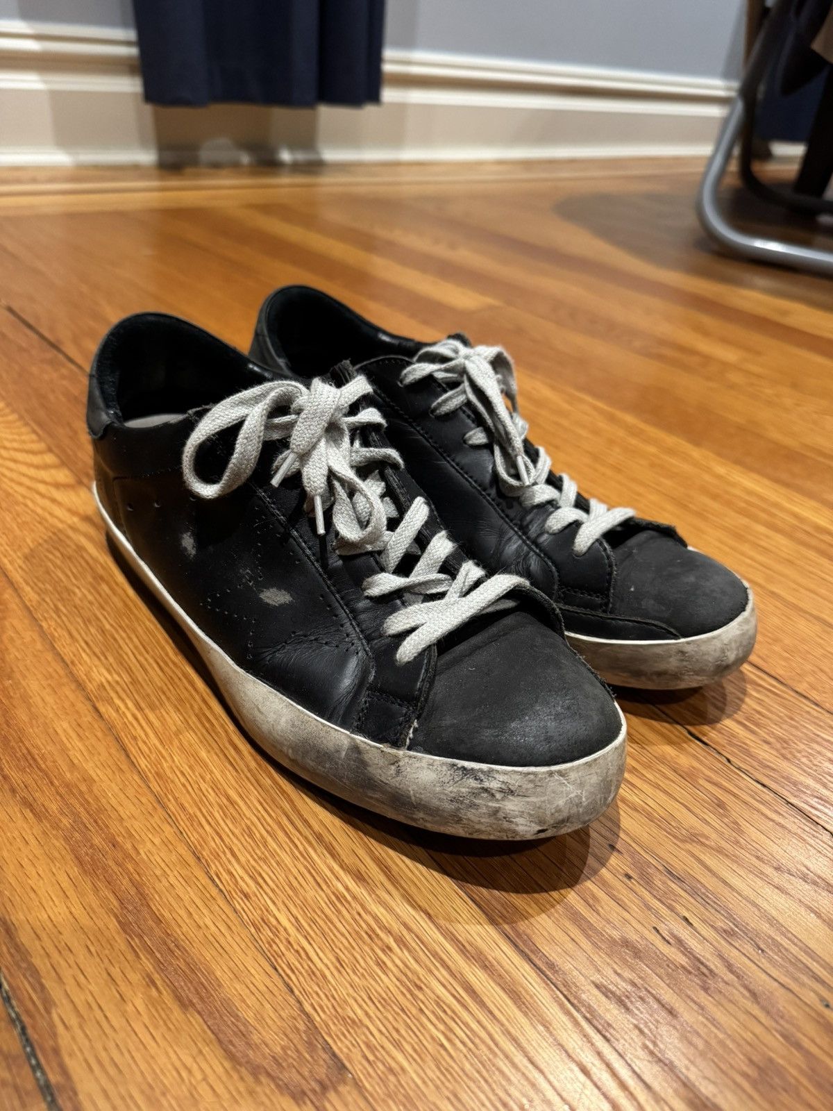 Golden Goose Golden Goose Black and Gray Sneakers Versatile Comfort Size US 8 / EU 41 - 7 Thumbnail