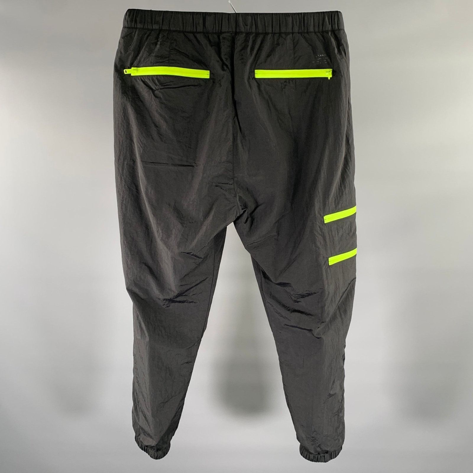 Stampd STAMPD Size M Black Green Nylon Joggers Casual Pants Size US 30 / EU 46 - 3 Thumbnail