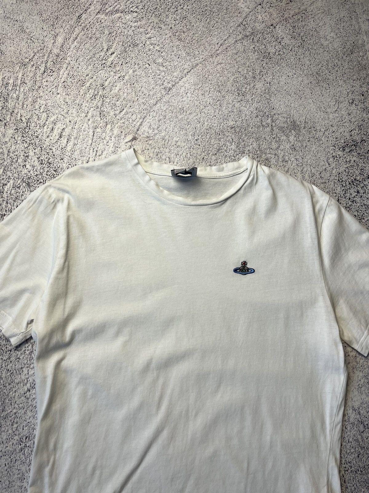 Vintage Mens Vivienne Westwood T Shirt Luxury tee Size US S / EU 44-46 / 1 - 4 Thumbnail