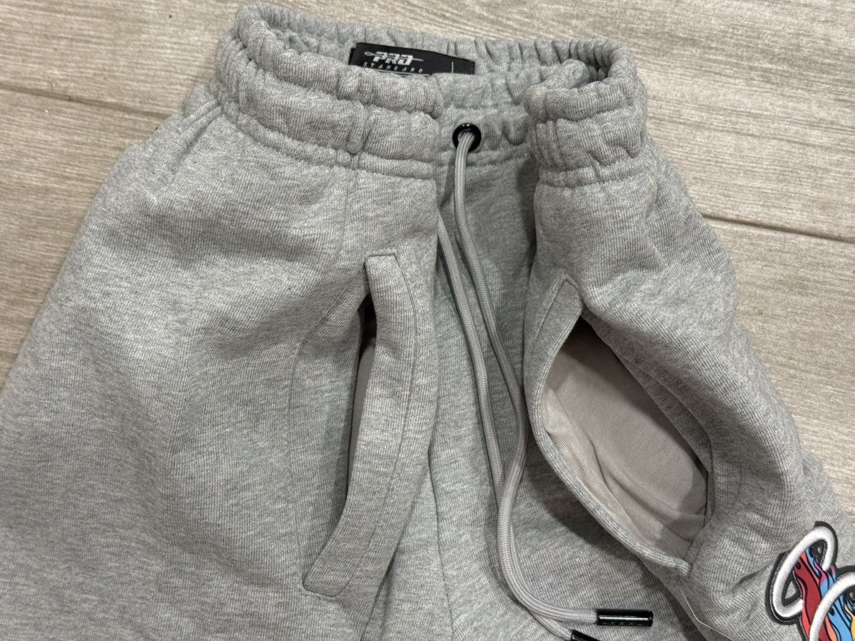 Other Miami Heat Court Culture Mashup Vol. 2 88 Grey Shorts Sz XL Size US 36 / EU 52 - 2 Thumbnail