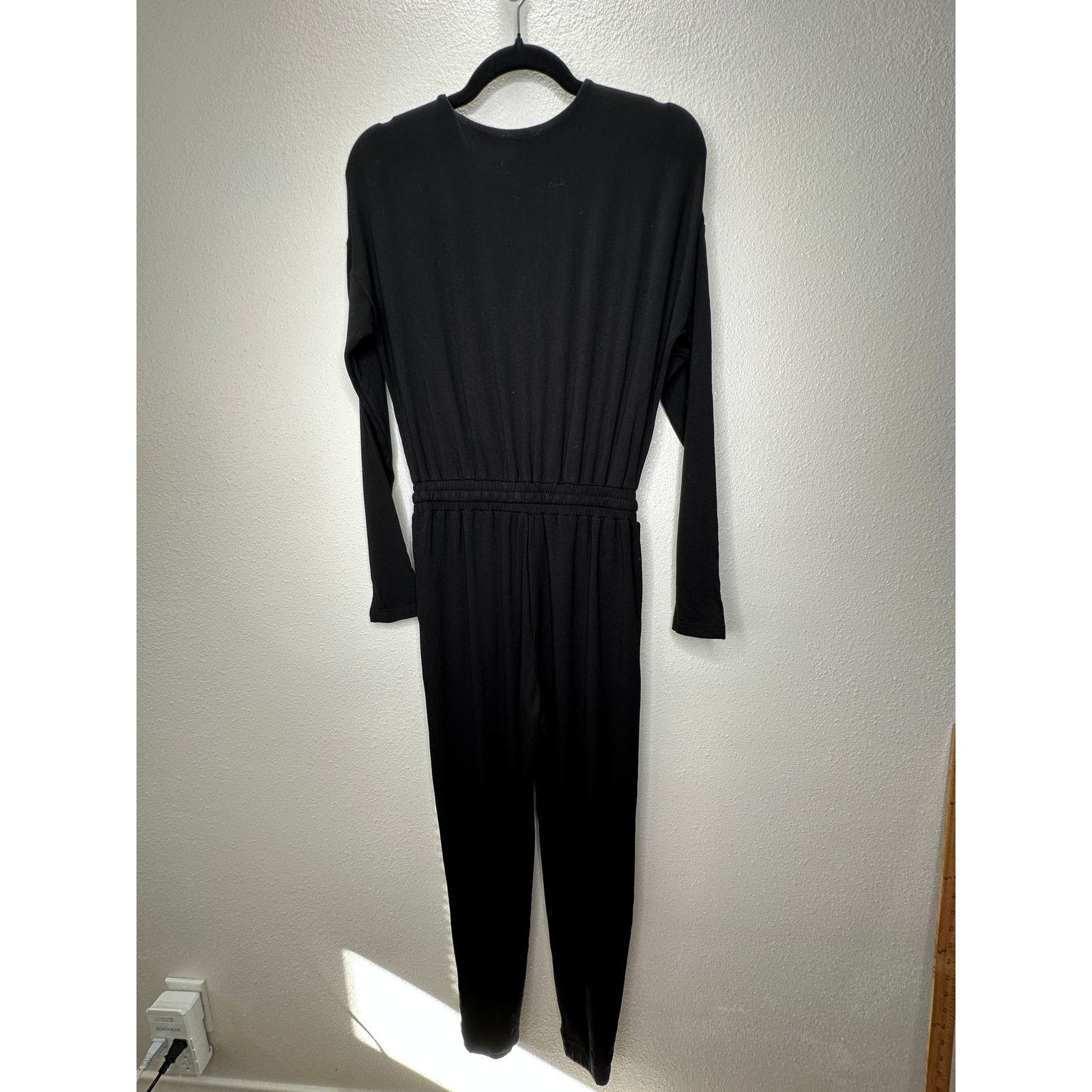 Other VICI Black Colette Deep-V Pocketed Drawstring Jumpsuit XS Size 26" / US 2 / IT 38 - 9 Thumbnail