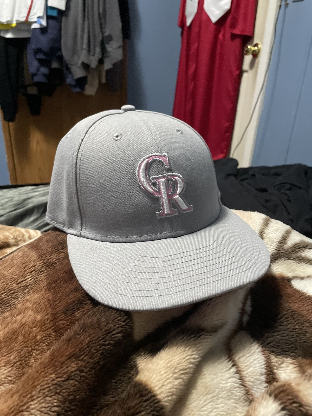 New Balance × New Era Rockies grey/pink cap Size 32 - 1 Thumbnail