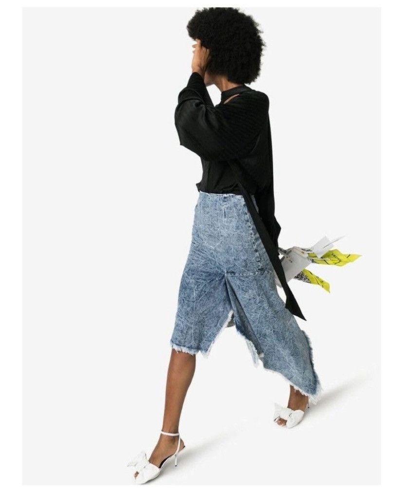 Balenciaga BALENCIAGA ASYMMETRIC FRAYED DENIM SKIRT IN Size 26" / US 2 / IT 38 - 2 Thumbnail