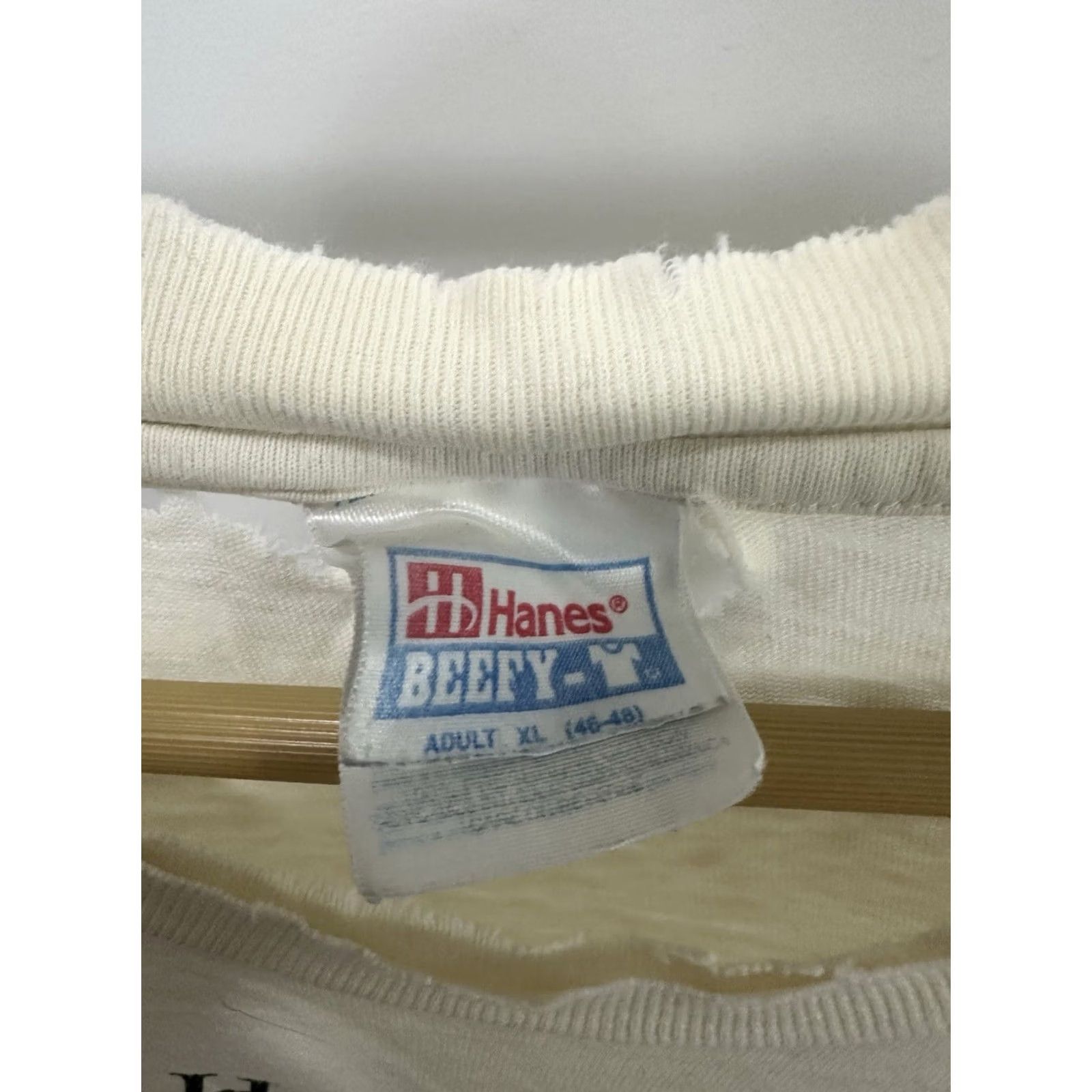 Hanes VINTAGE Euripides Mysteries of Thought Thrashed Worn Cotton T-Shirt XL Mens White Size US XL / EU 56 / 4 - 6 Thumbnail