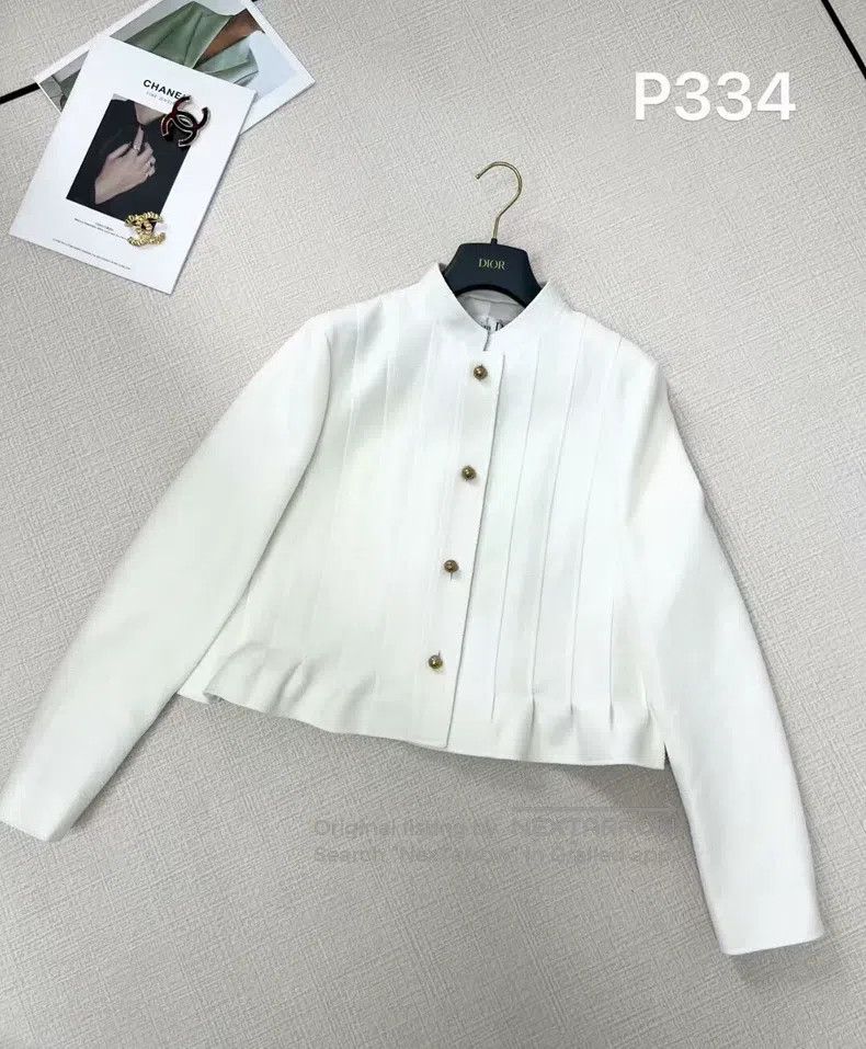 Dior Dior Solid colour ruffle stand-up collar pearl button jack Size S / US 4 / IT 40 - 1 Thumbnail