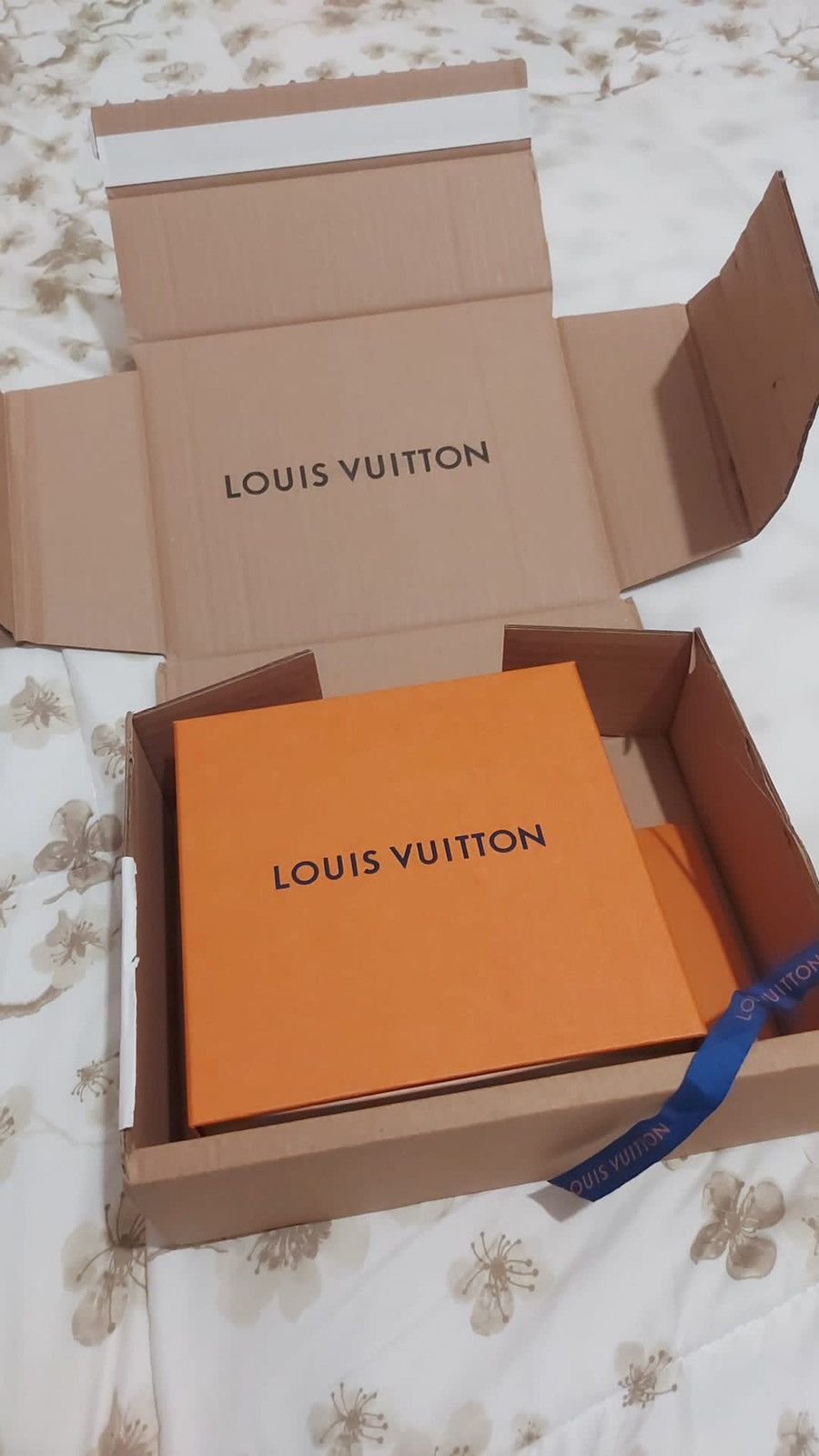 Louis Vuitton CINTURA LV INITIALES 40 MM REVERSIBILE Size 32 - 6 Thumbnail