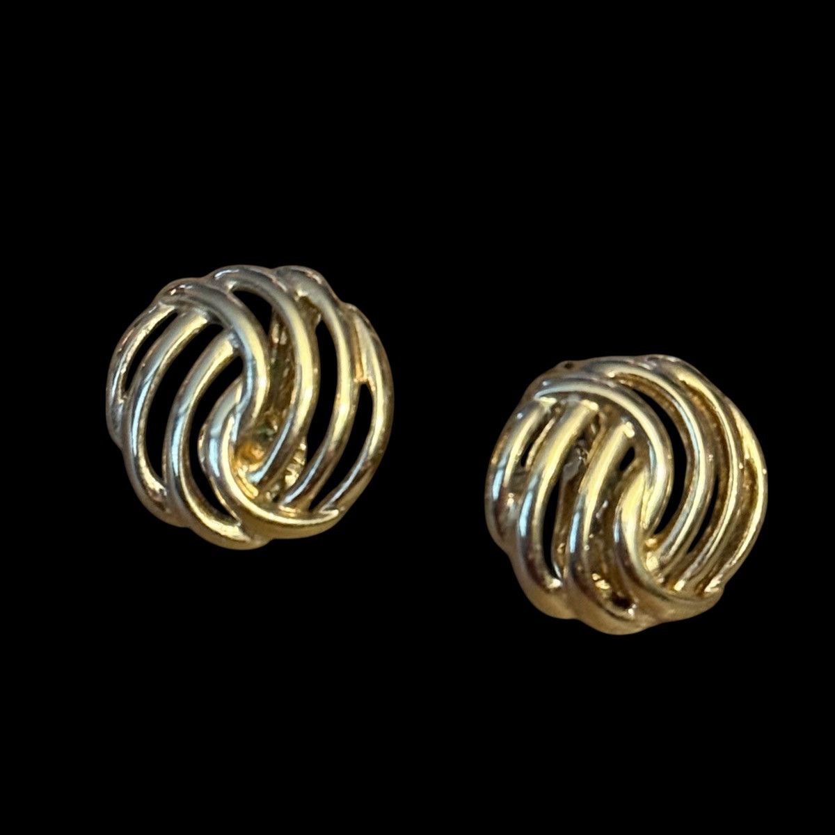 Monet Vintage Monet round swirl clip on earrings Size ONE SIZE - 1 Thumbnail