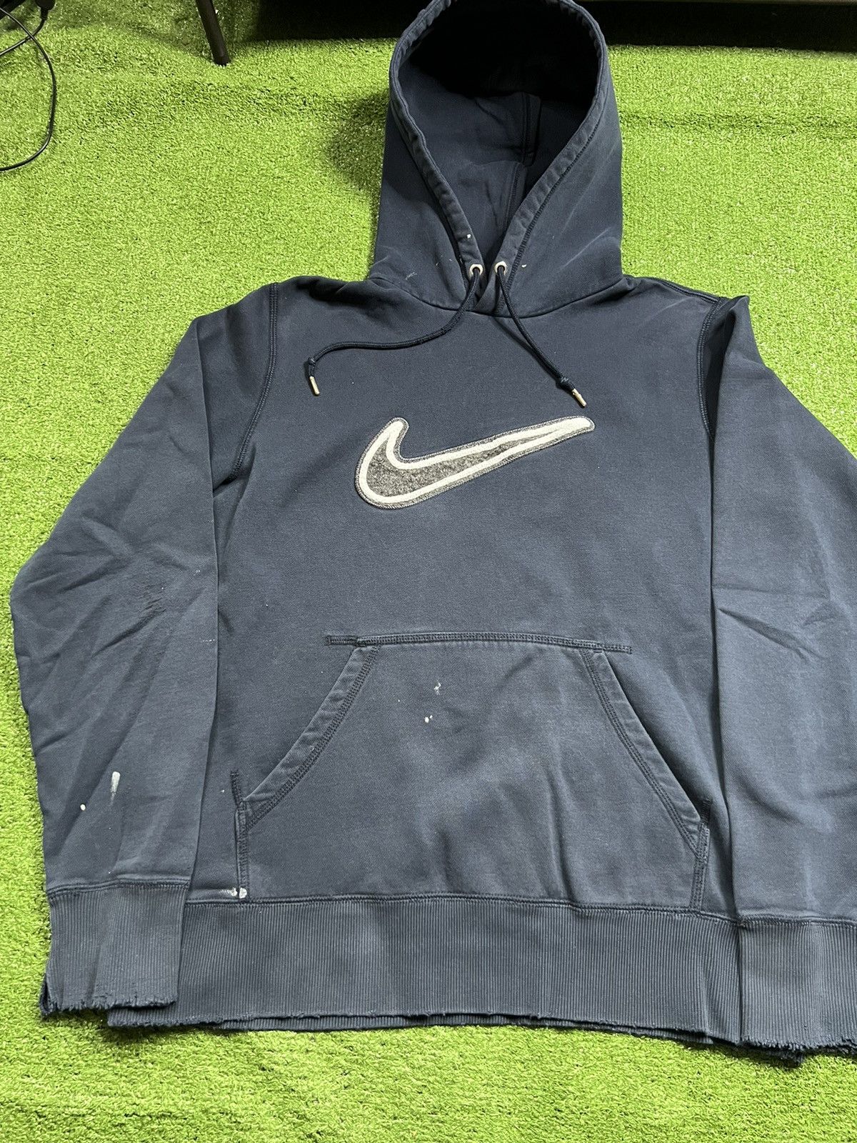 Nike × Vintage vintage nike center swoosh navy faded hoodie Size US M / EU 48-50 / 2 - 2 Thumbnail