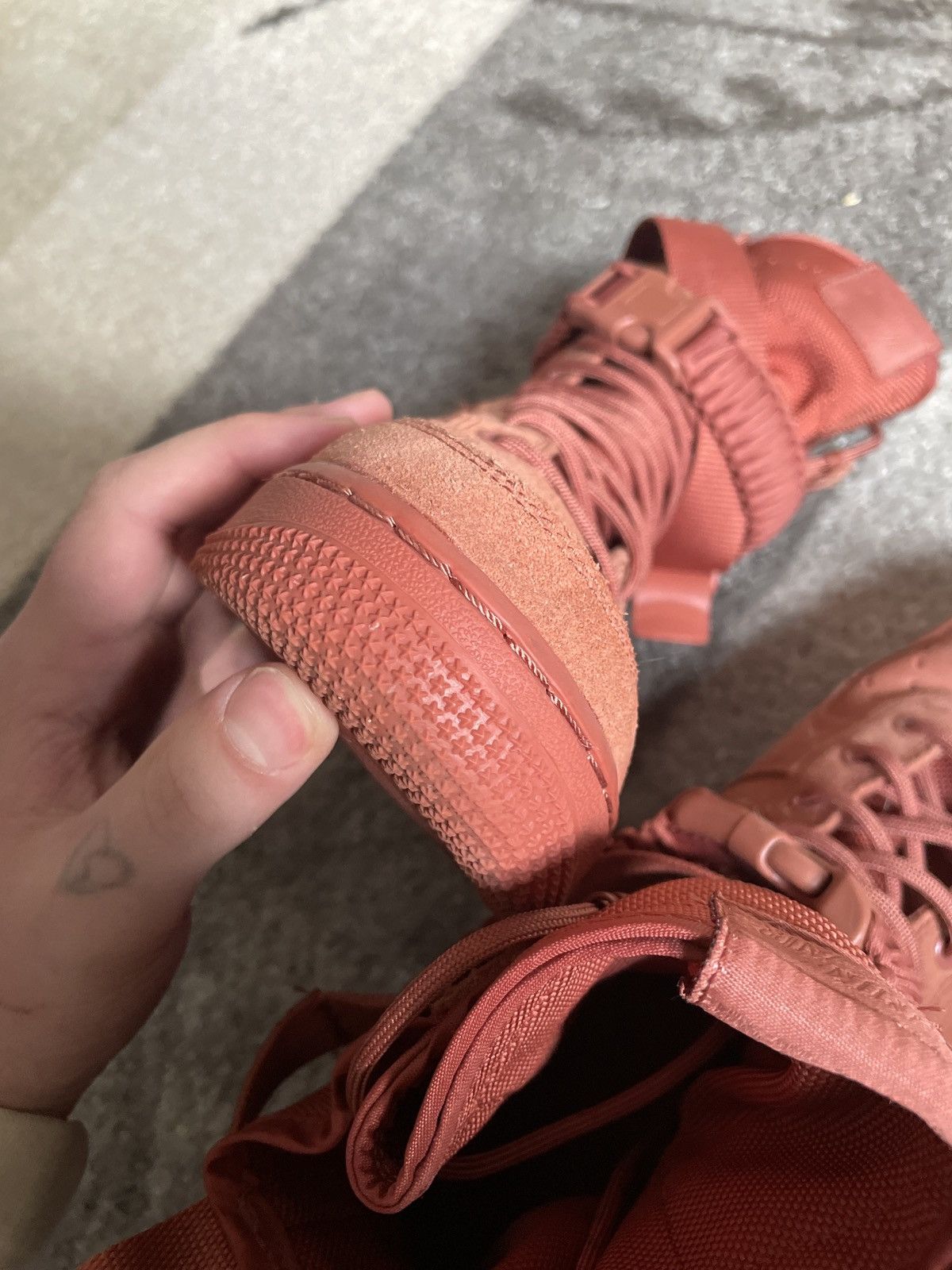 Nike Nike sf Air Force 1 ‘Dusty Peach’ Size US 9.5 / EU 42-43 - 6 Thumbnail