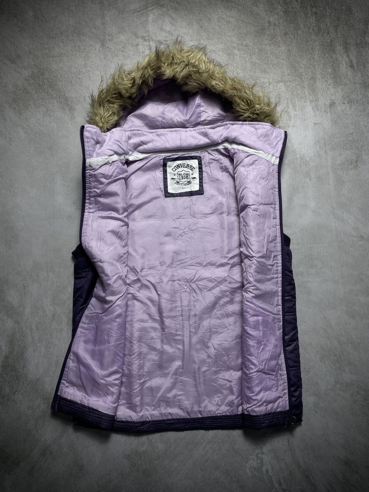 If Six Was Nine 2000’s Converse - Fur Hooded Vest Size US M / EU 48-50 / 2 - 6 Thumbnail