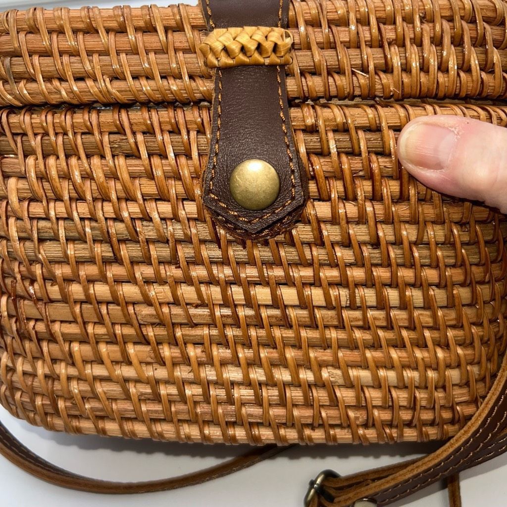 Vintage Vintage Handmade Wicker Basket and Leather Crossbody Bag Size ONE SIZE - 6 Thumbnail