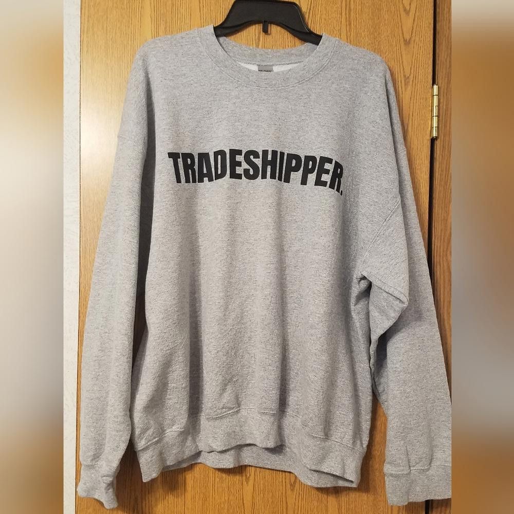 Designer Tradeshipper Graphic Sweatshirt Size XL Size US XL / EU 56 / 4 - 1 Thumbnail