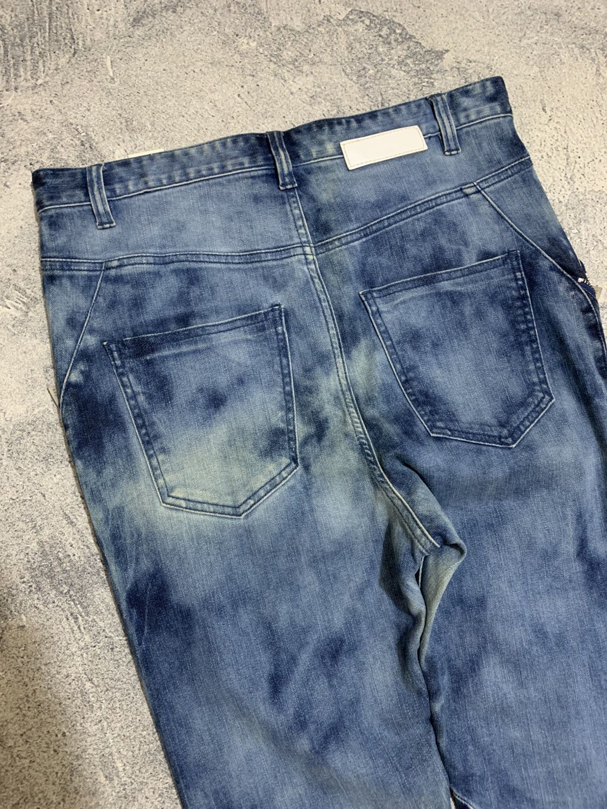 Japanese Brand ❤️‍🔥ACCEPTOFFERS❤️‍🔥 Codes Combine Faded Jeans Size US 32 / EU 48 - 9 Thumbnail