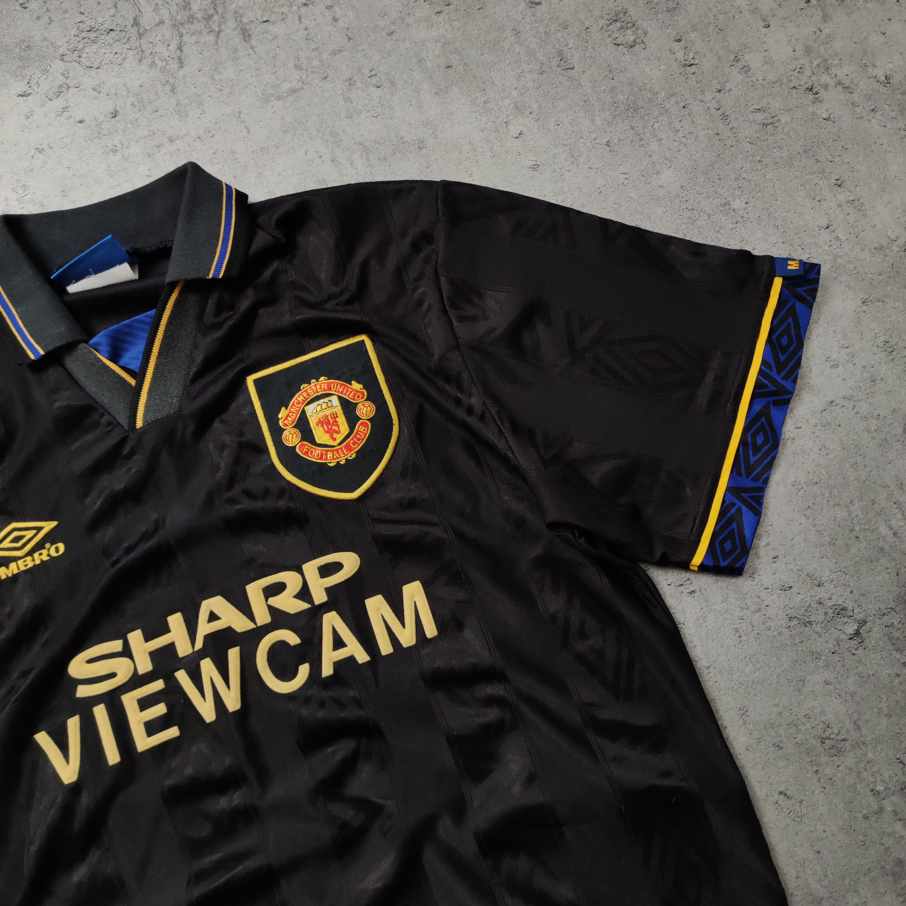 Vintage RARE OG 1993 Umbro x Manchester United Away Football Kit Size US L / EU 52-54 / 3 - 3 Thumbnail
