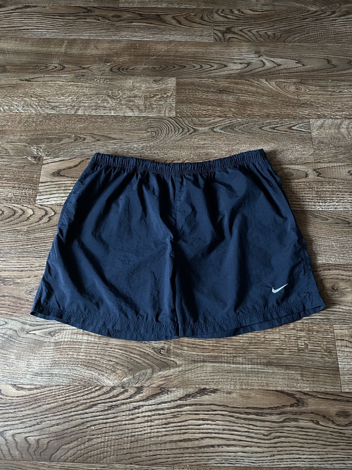 Nike Vintage Nike Shorts Nylon Swoosh Logo Drill Y2K Size US 34 / EU 50 - 2 Thumbnail