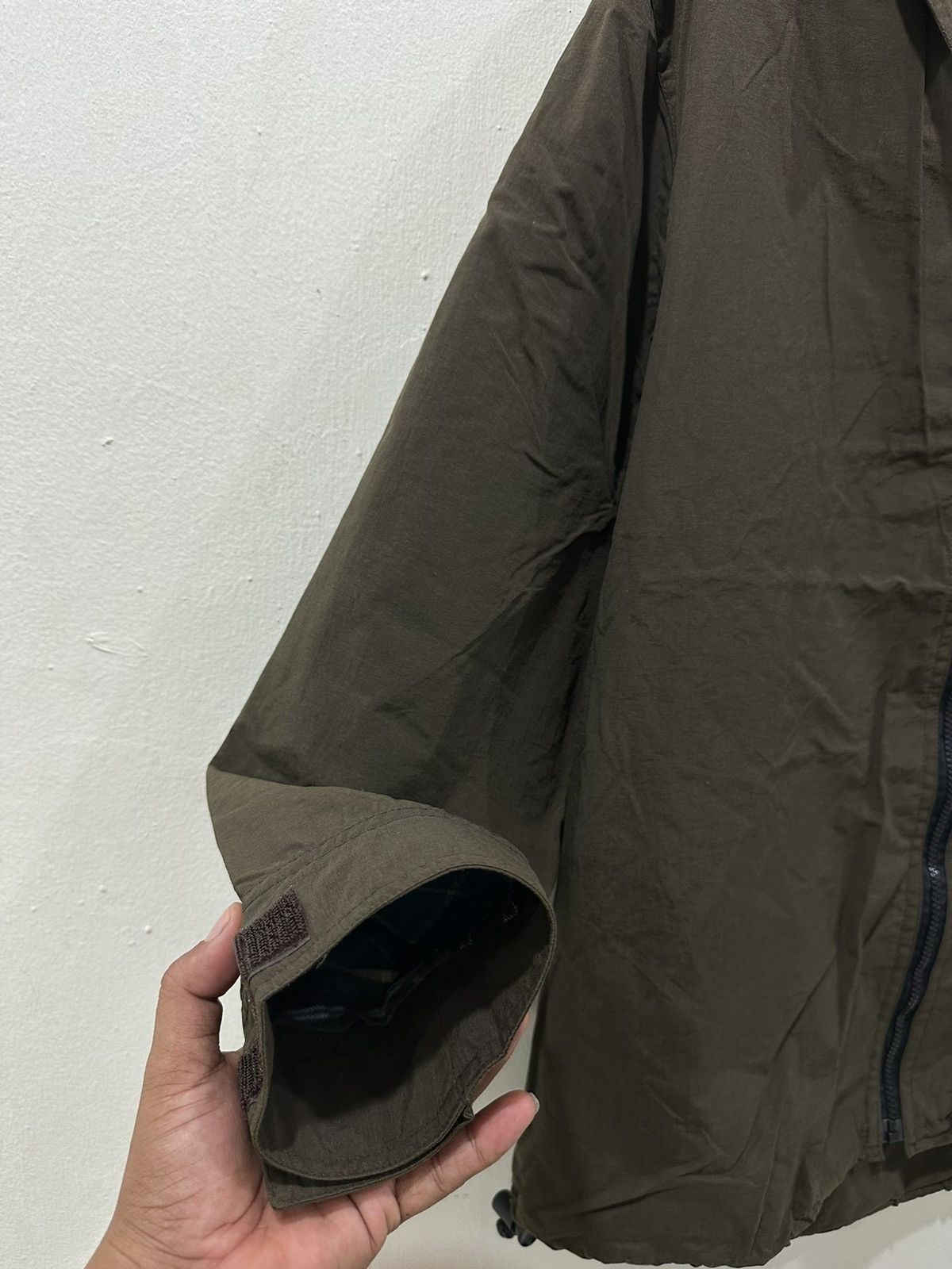 Vintage Y2K Details Skate Surf Brand Zipper Jacket Fit M To L Size US M / EU 48-50 / 2 - 7 Thumbnail