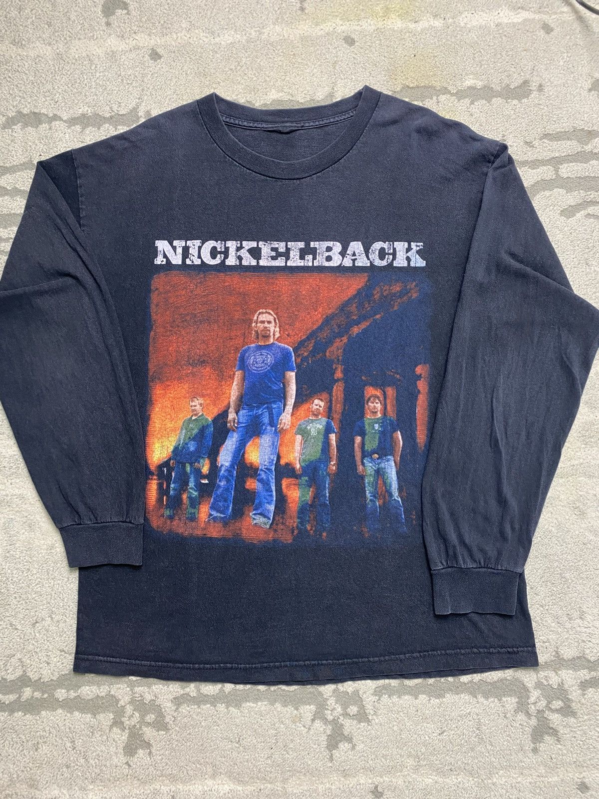 Vintage Vintage Line-Up NICKELBACK Tour 2004 "The Long Road" T-Shirt Size US L / EU 52-54 / 3 - 1 Thumbnail