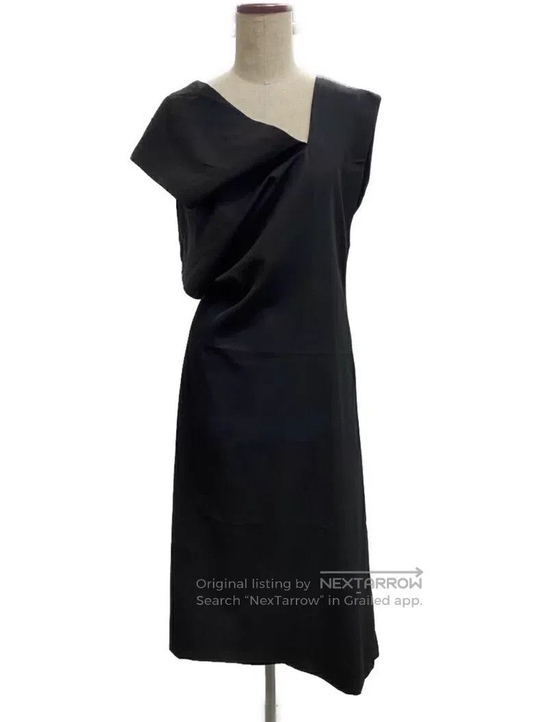 Comme des Garcons Comme Des Garcons Deformed Dress Size M / US 6-8 / IT 42-44 - 1 Thumbnail